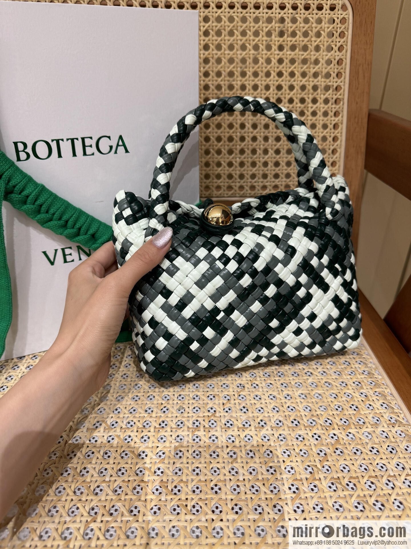 BV small Tosca messenger bag, emerald/aloe vera green/glacier blue color matching 777575