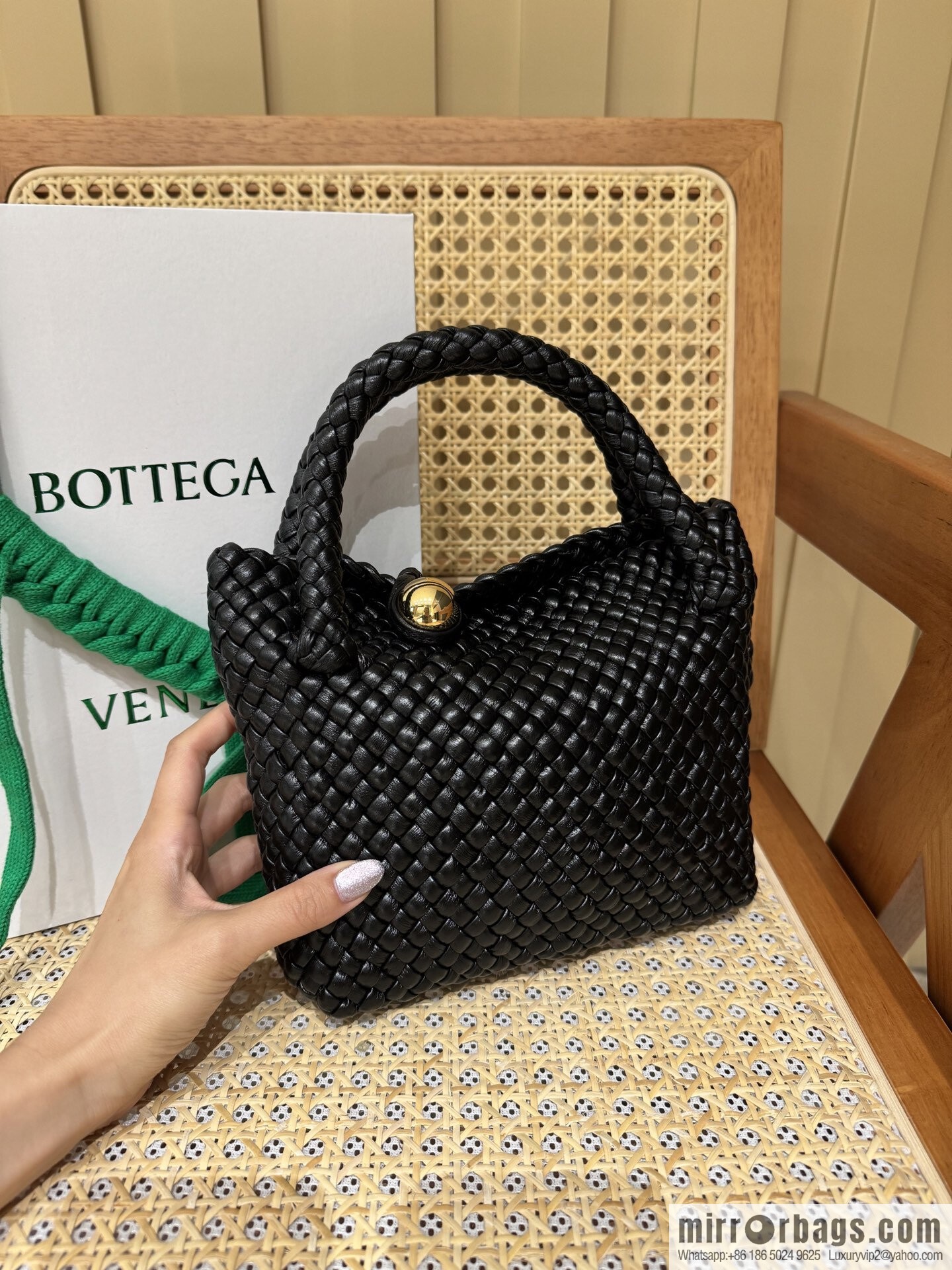 BV Small Tosca Crossbody Bag, Black 777575