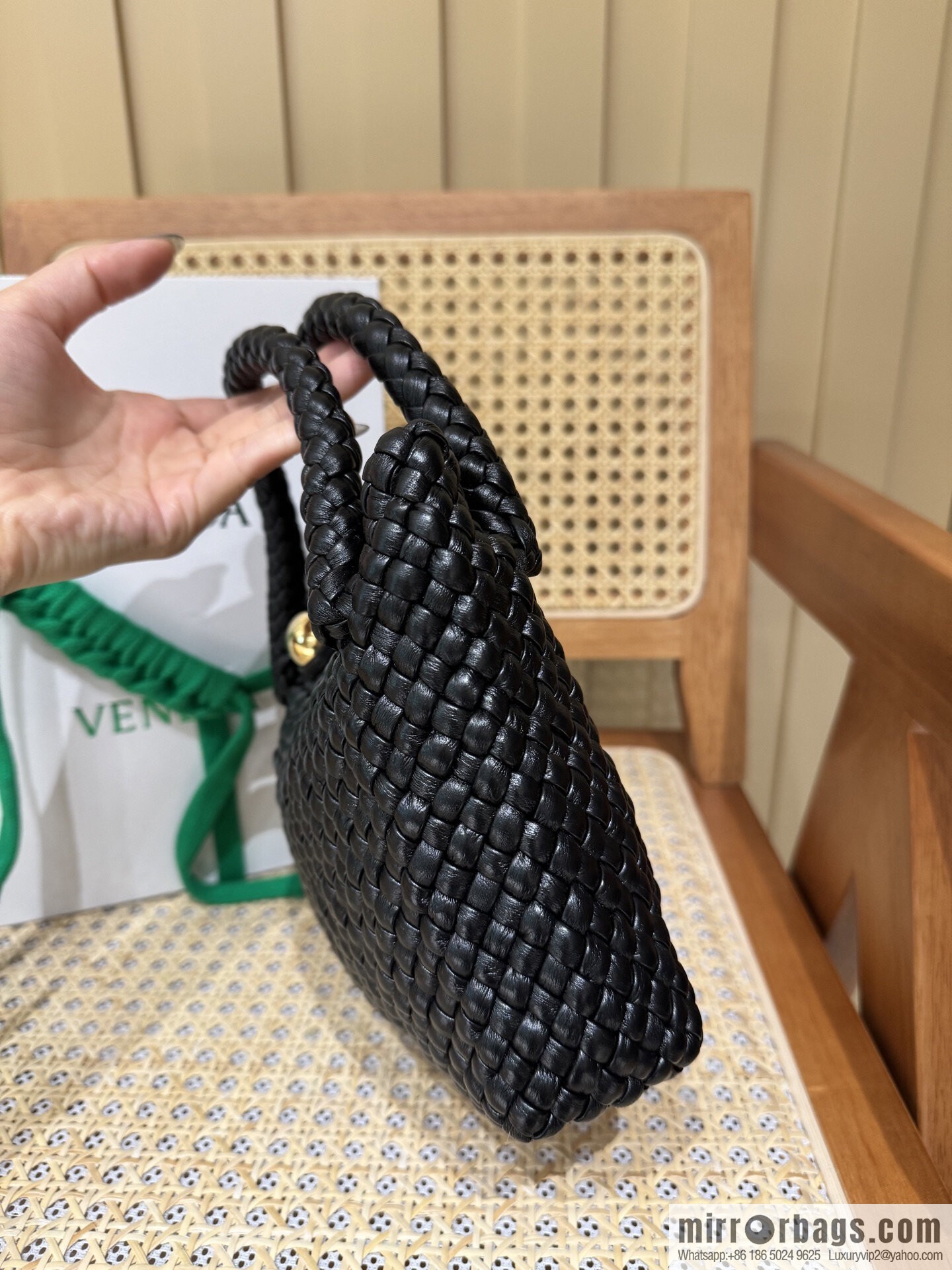 BV Small Tosca Crossbody Bag, Black 777575