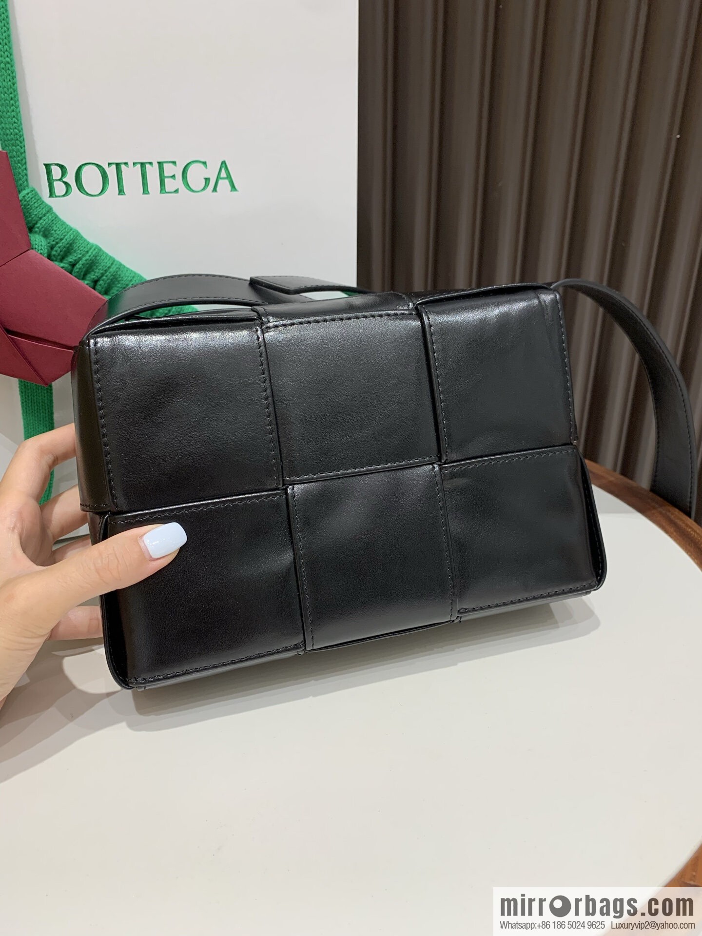 BV Small Arco Camera Bag 795177 Black
