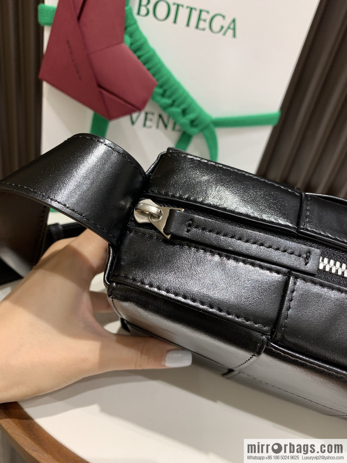BV Small Arco Camera Bag 795177 Black