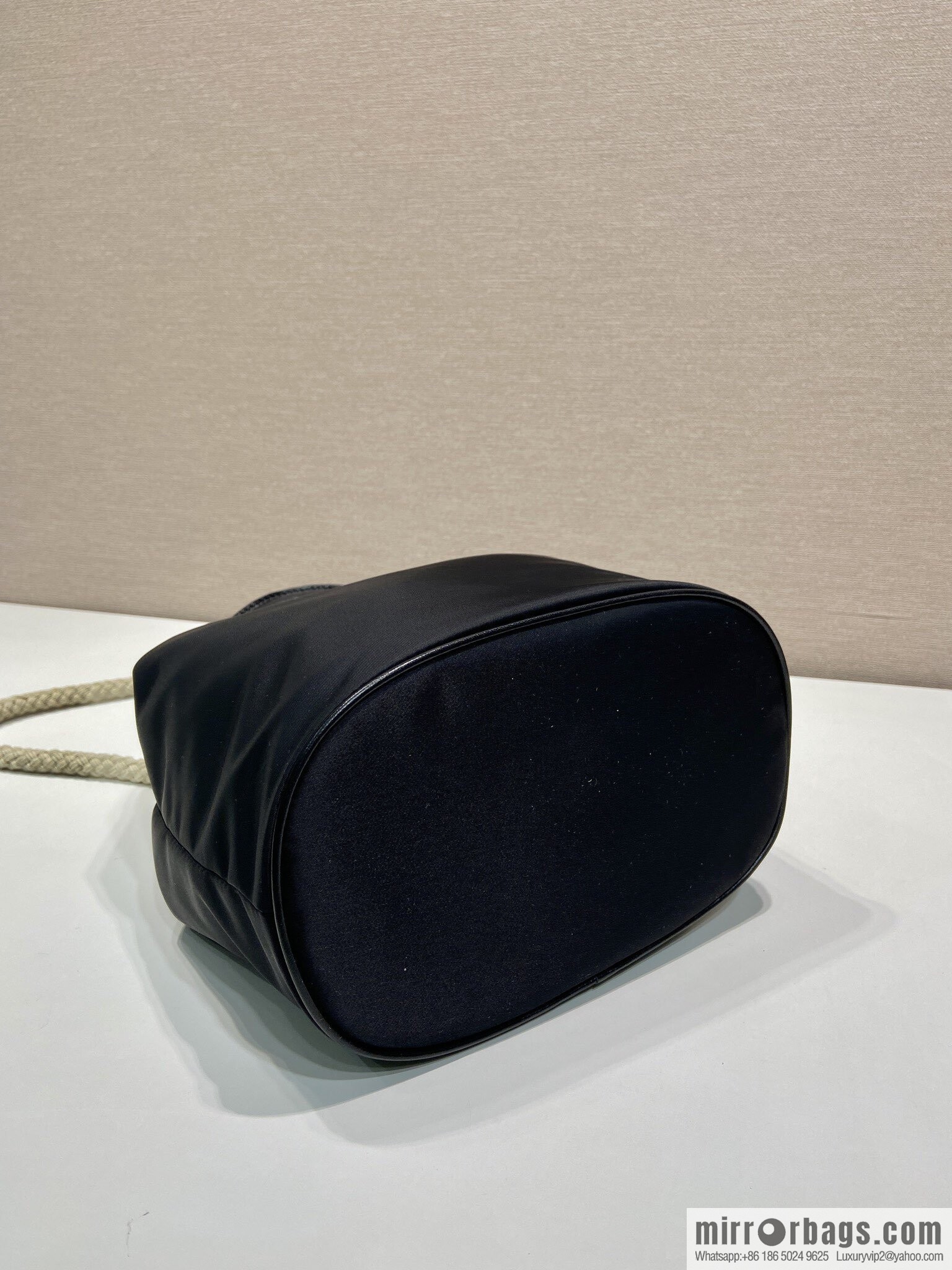 Prada new bucket bag 1BE082 catwalk model, black.
