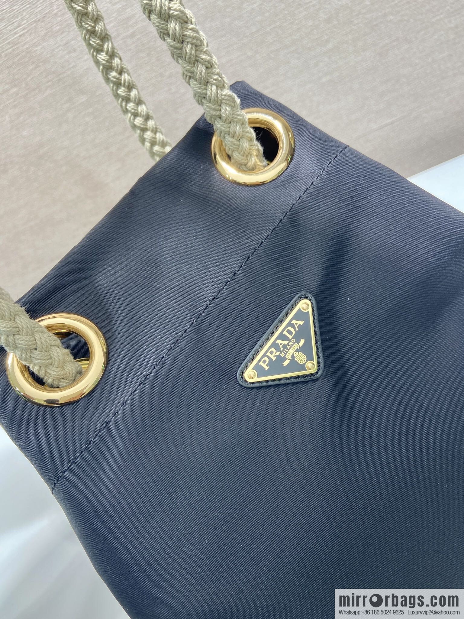 Prada new bucket bag 1BE082 catwalk model, black.