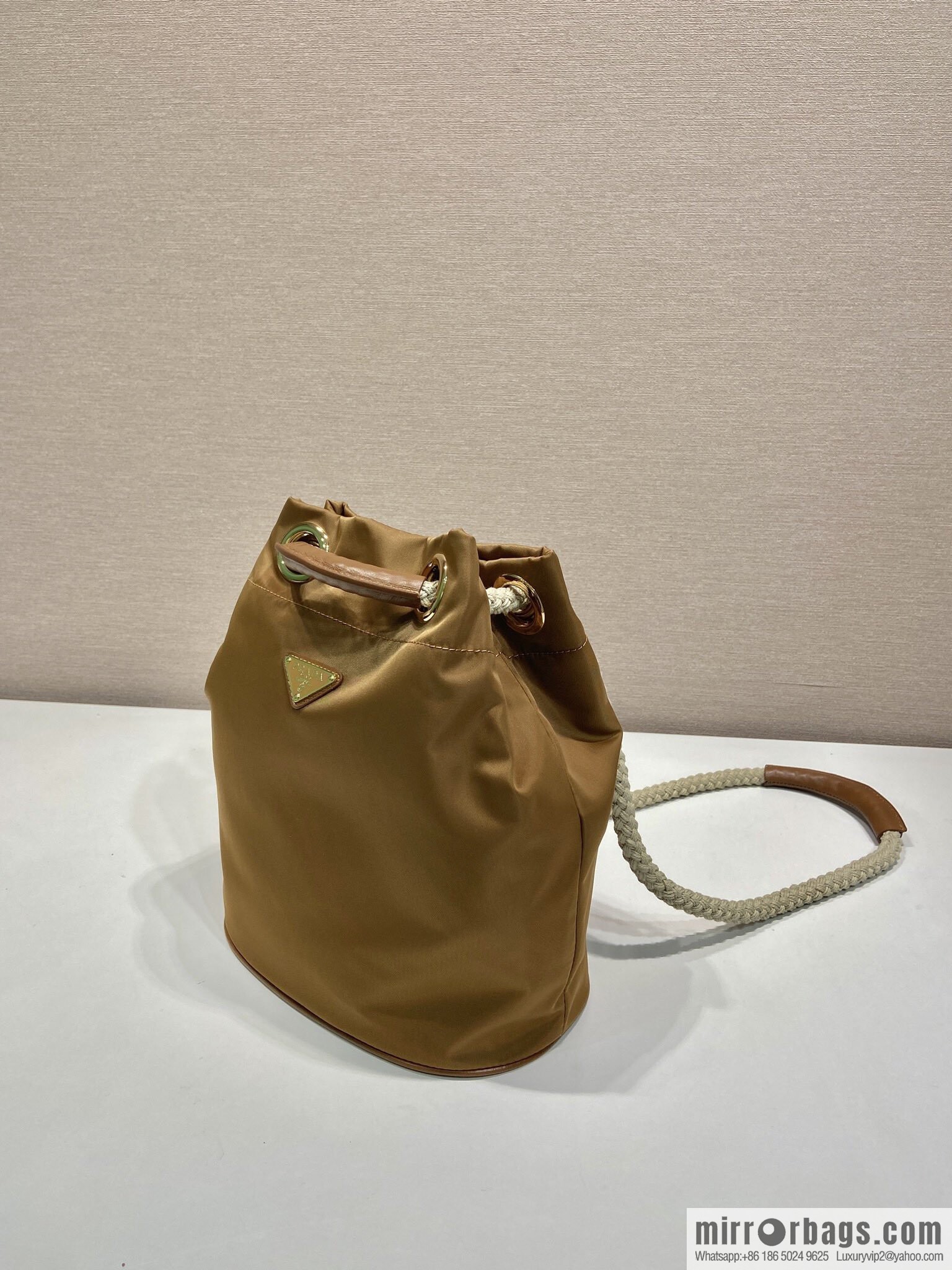 Prada new bucket bag 1BE082 catwalk model, brown.