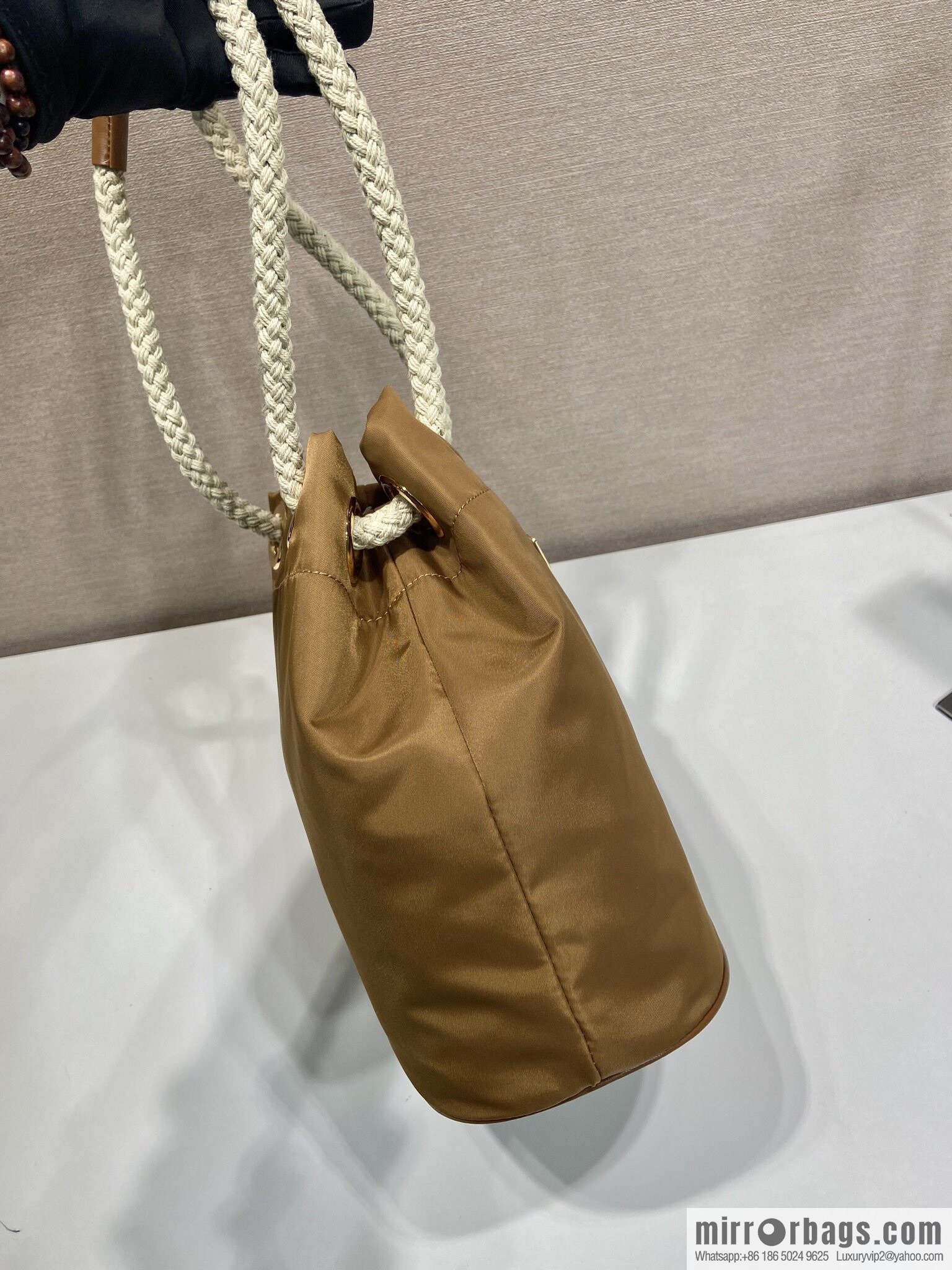 Prada new bucket bag 1BE082 catwalk model, brown.