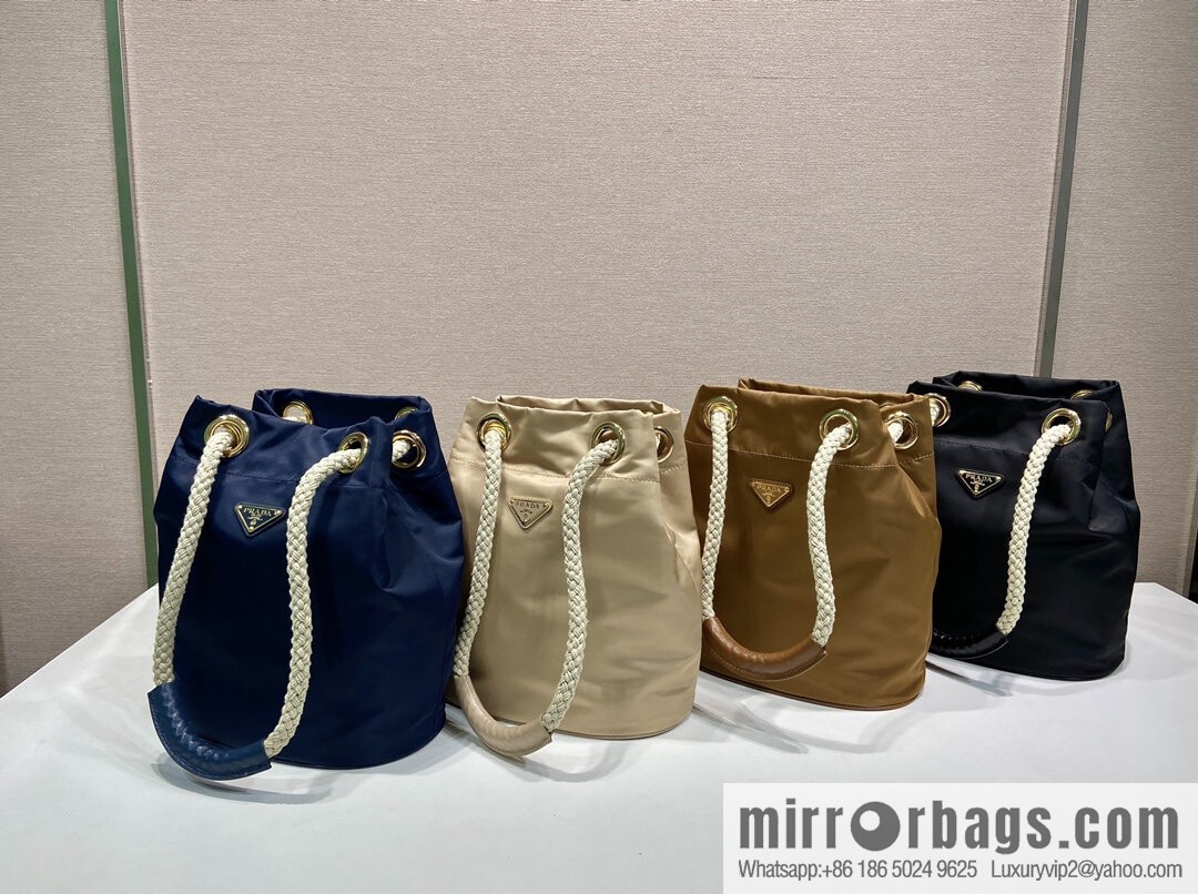 Prada new bucket bag 1BE082 catwalk model, brown.