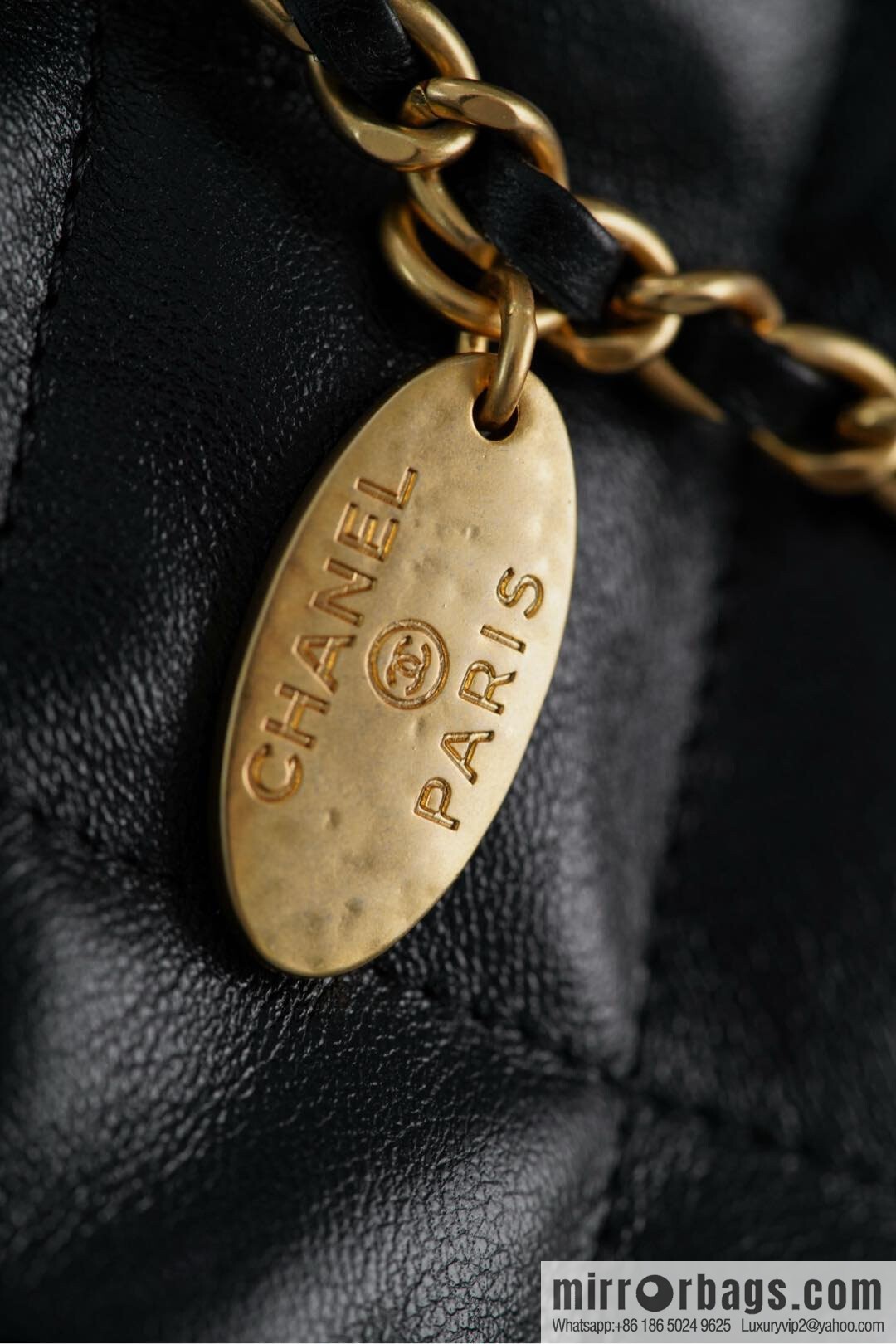 𝐂𝐡𝐚𝐧𝐞𝐥 𝟐𝟓𝐬 gold coin dumpling bag 🌟 small AS5528