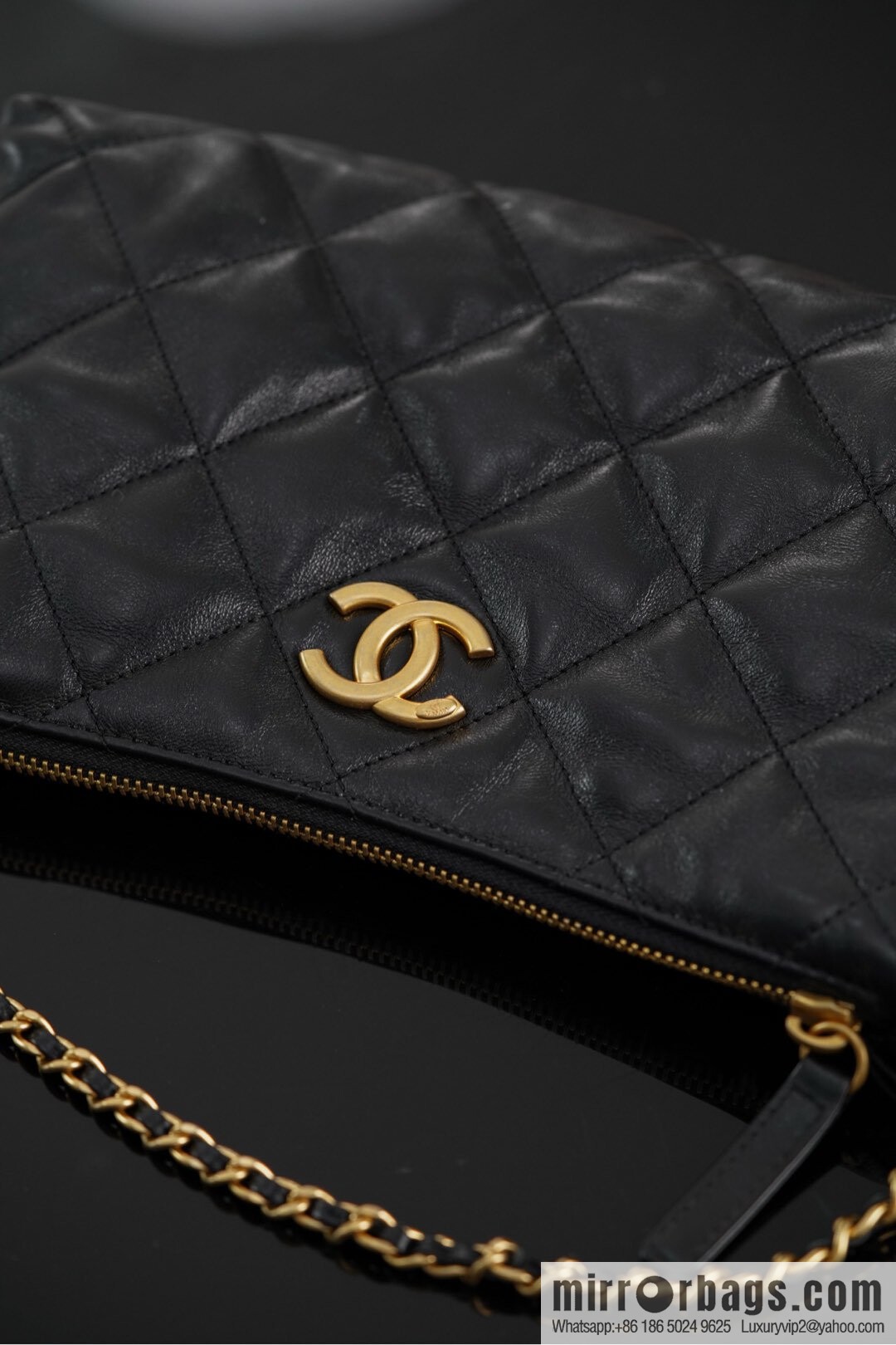 𝐂𝐡𝐚𝐧𝐞𝐥 𝟐𝟓𝐬 gold coin dumpling bag 🌟 small AS5528