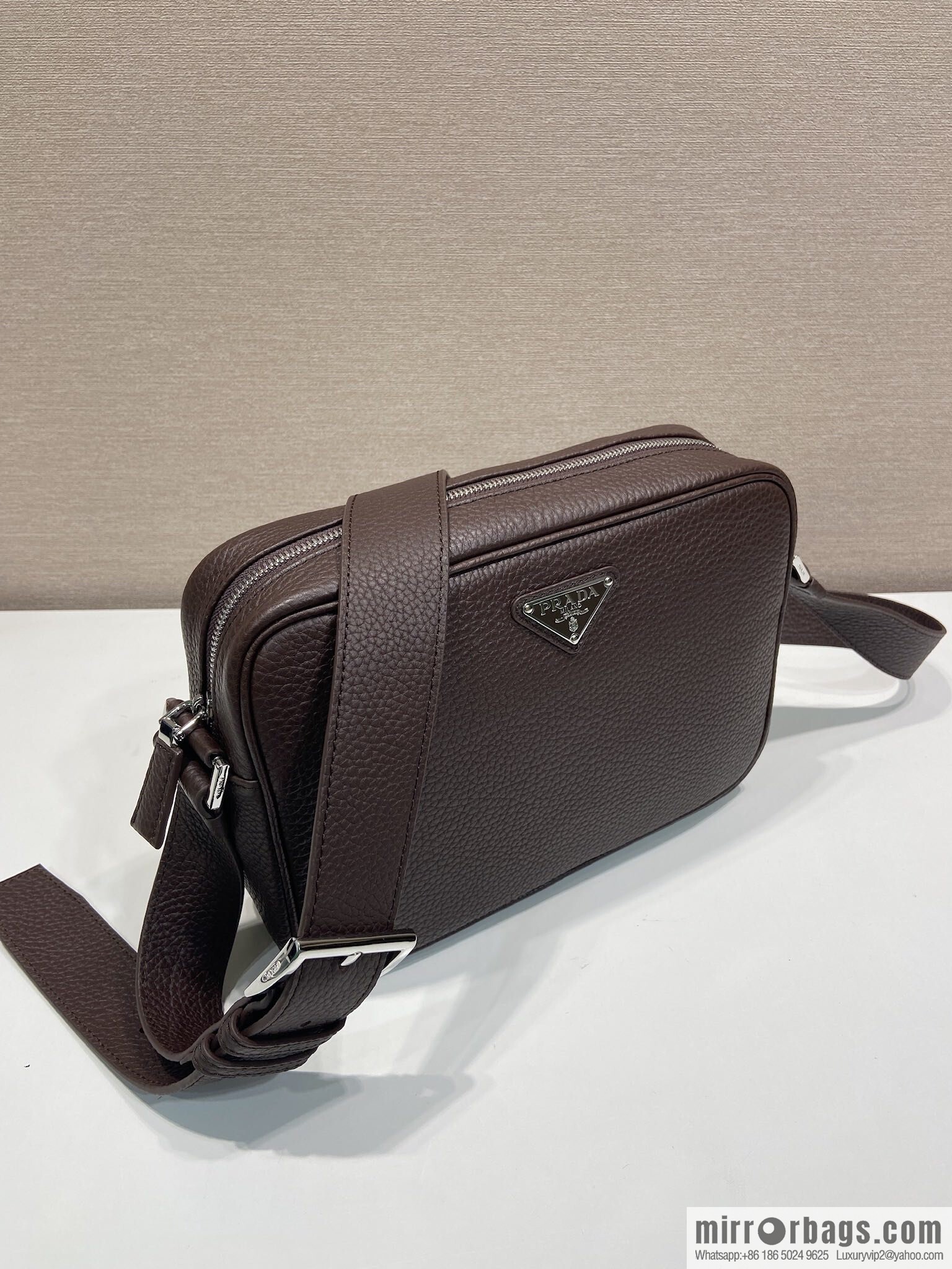 PRADA 🎉 new box bag 🎉 2VH189 🎉🎉 coffee color