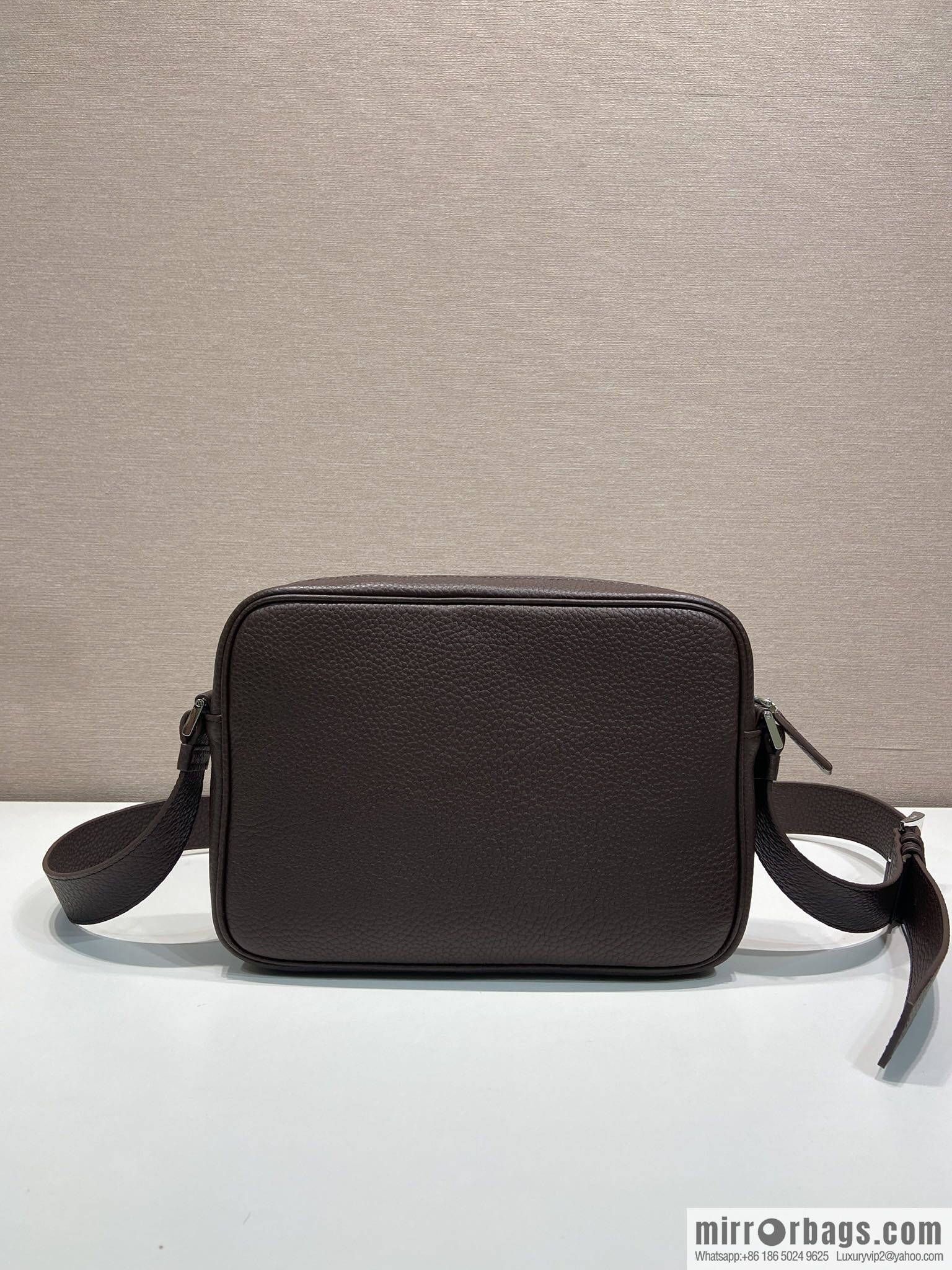 PRADA 🎉 new box bag 🎉 2VH189 🎉🎉 coffee color