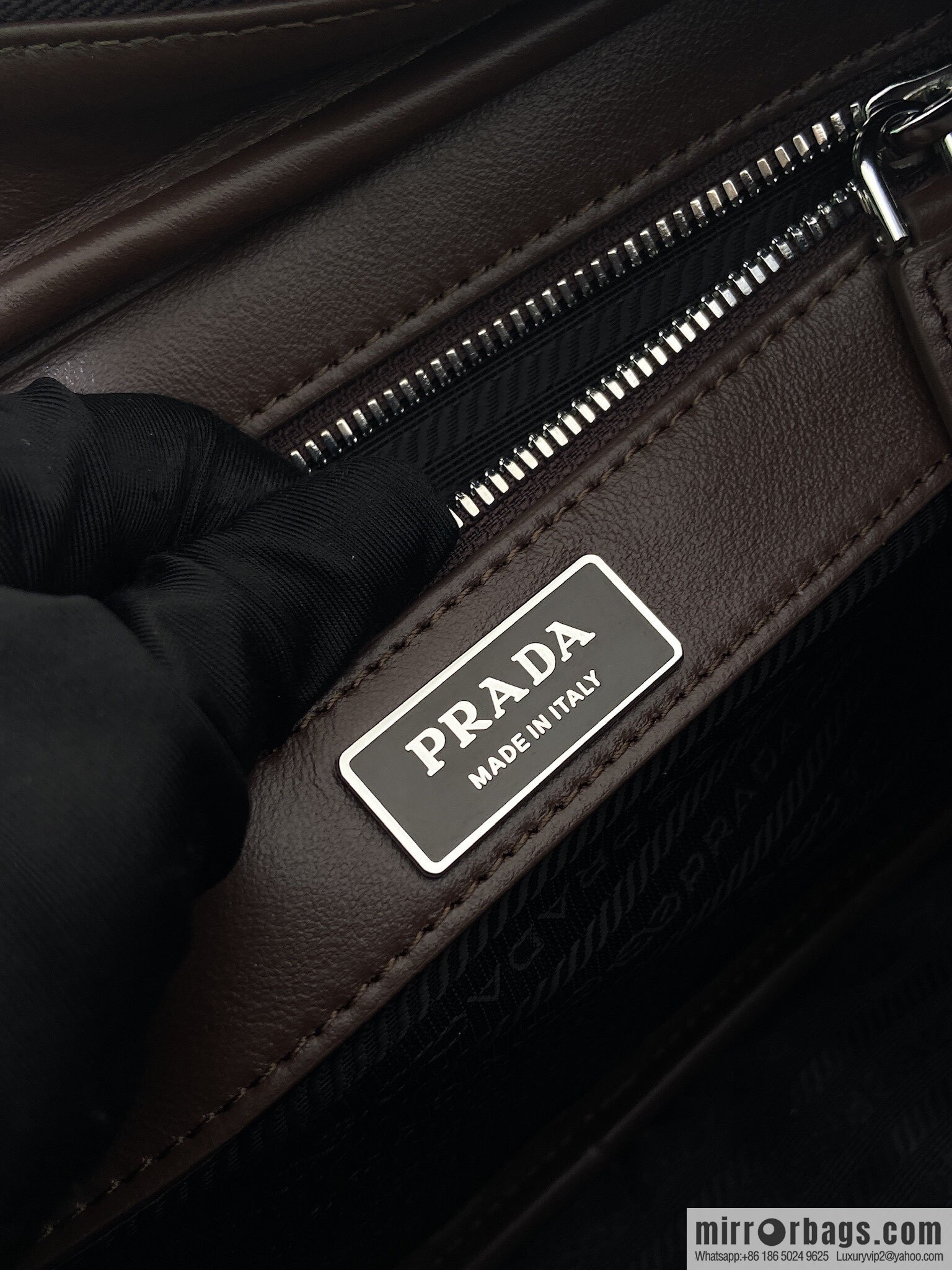 PRADA 🎉 new box bag 🎉 2VH189 🎉🎉 coffee color