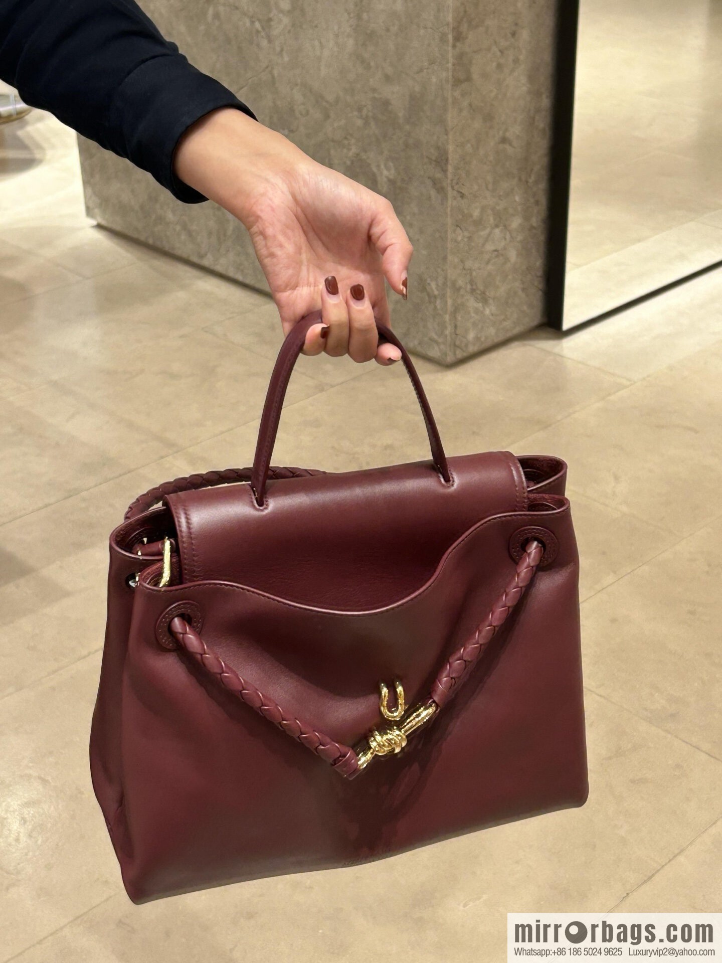 BV Ciao Ciao Handbag 817231 Barolo Burgundy