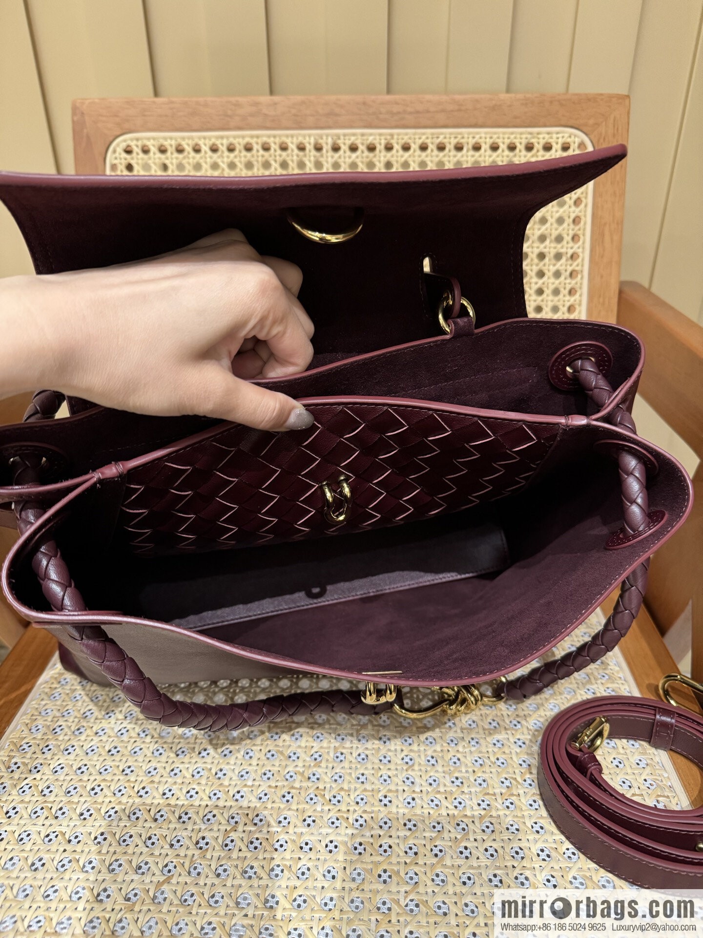 BV Ciao Ciao Handbag 817231 Barolo Burgundy