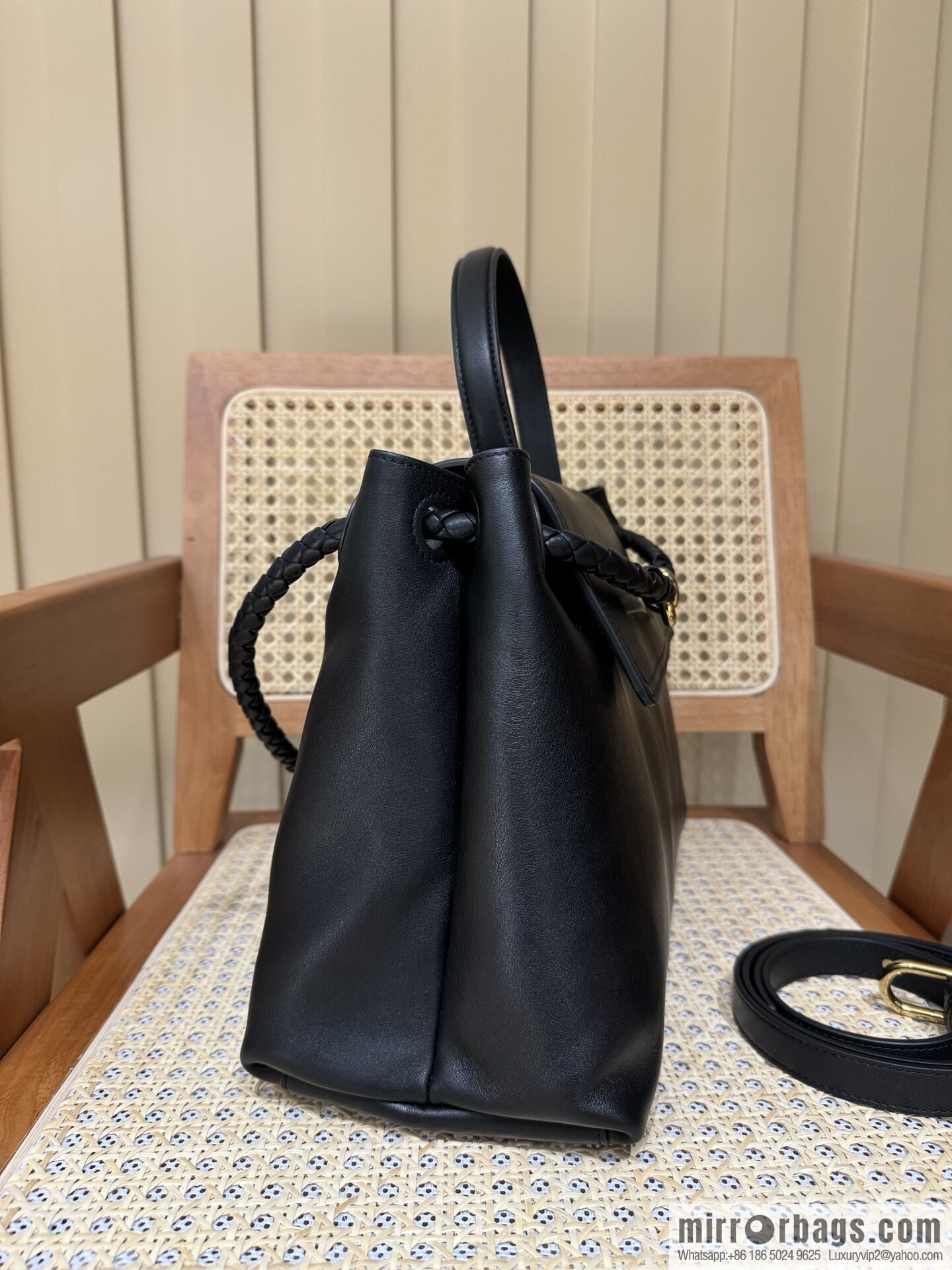 BV Ciao Ciao Handbag 817231 Black