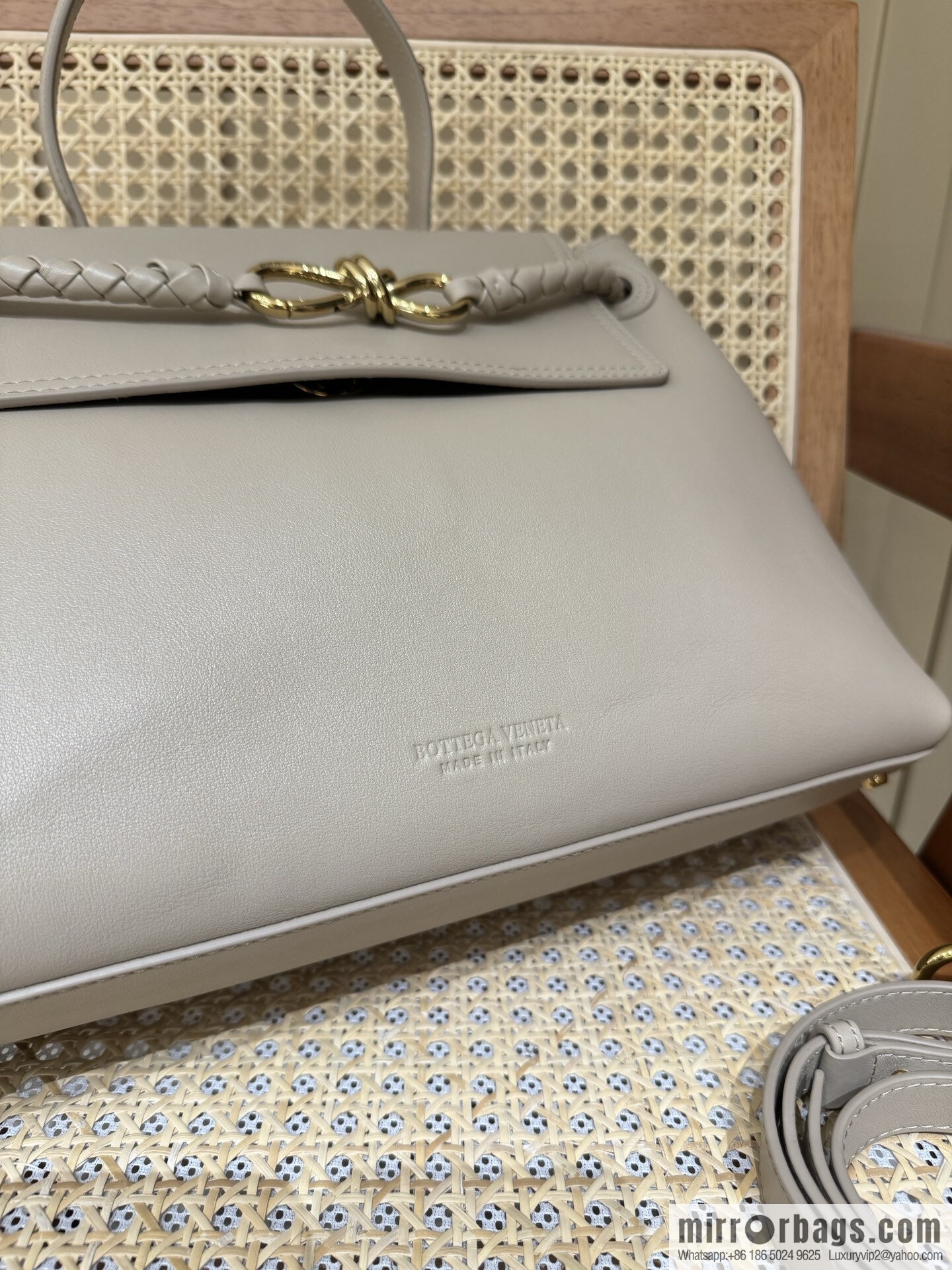 BV Ciao Ciao Handbag 817231 Hazel