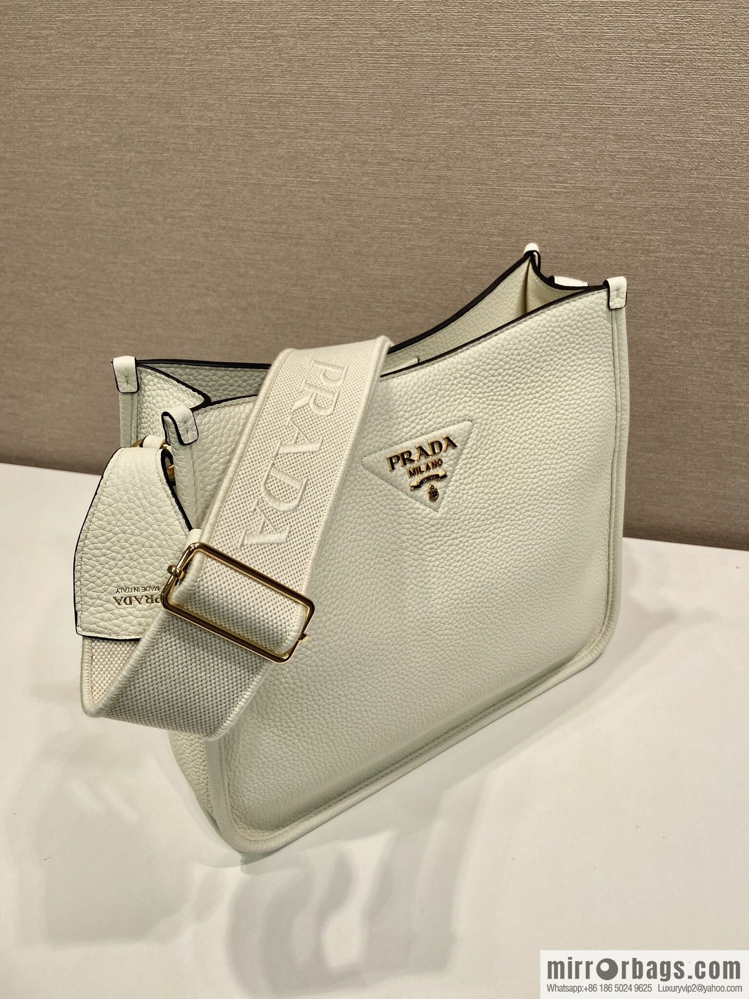 PRADA 👏 new fabric oblique span bag 👏 1BC073-1/large tote bag, white