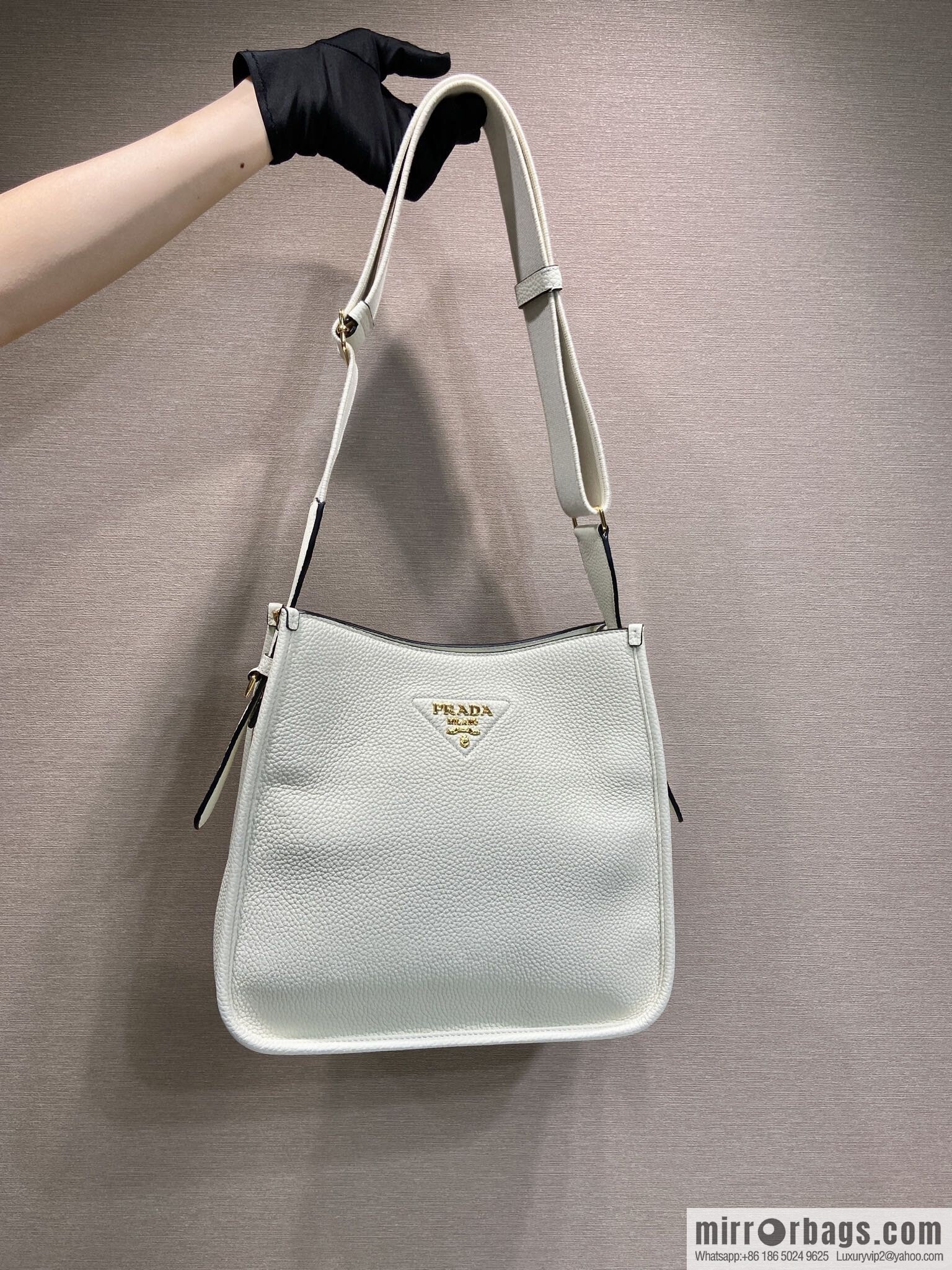 PRADA 👏 new fabric oblique span bag 👏 1BC073-1/large tote bag, white