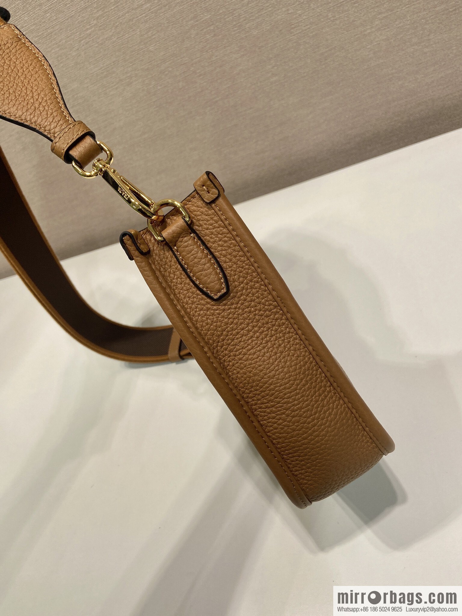 PRADA 👏 new shoulder strap bag 👏 1BH191-1/tote bag, caramel color