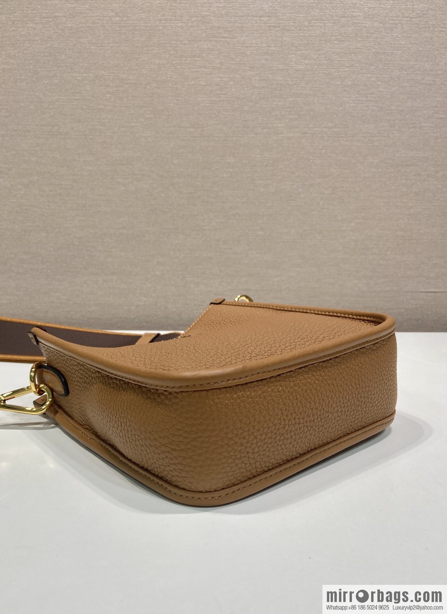 PRADA 👏 new shoulder strap bag 👏 1BH191-1/tote bag, caramel color