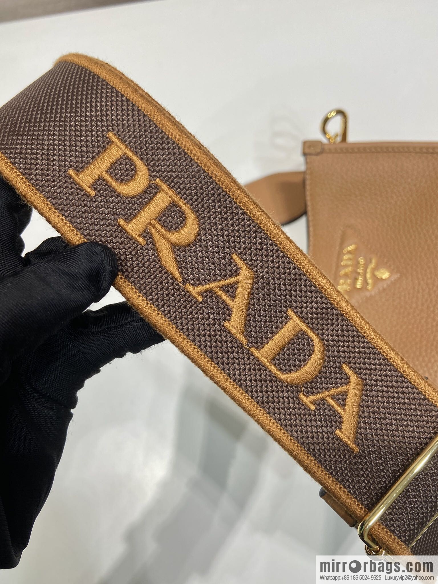 PRADA 👏 new shoulder strap bag 👏 1BH191-1/tote bag, caramel color