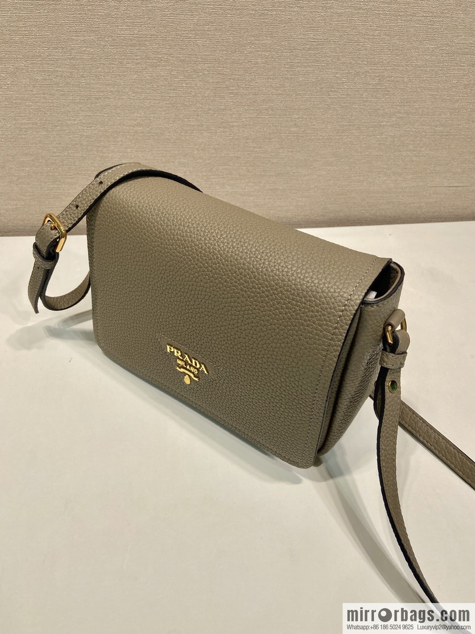 PRADA 🎉 new shoulder strap 🎉 1BD314-1 🎉 grey