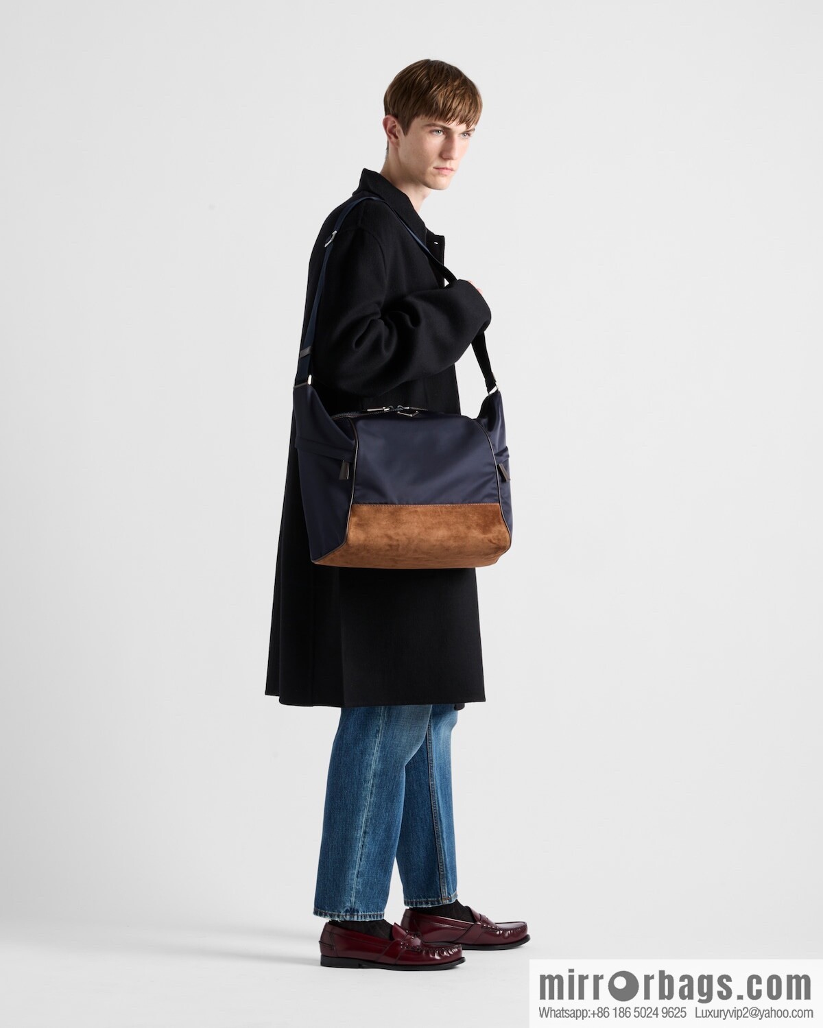 PRADA 🎉 new mailman bag 🎉 2VH180 new 🎉🎉 blue