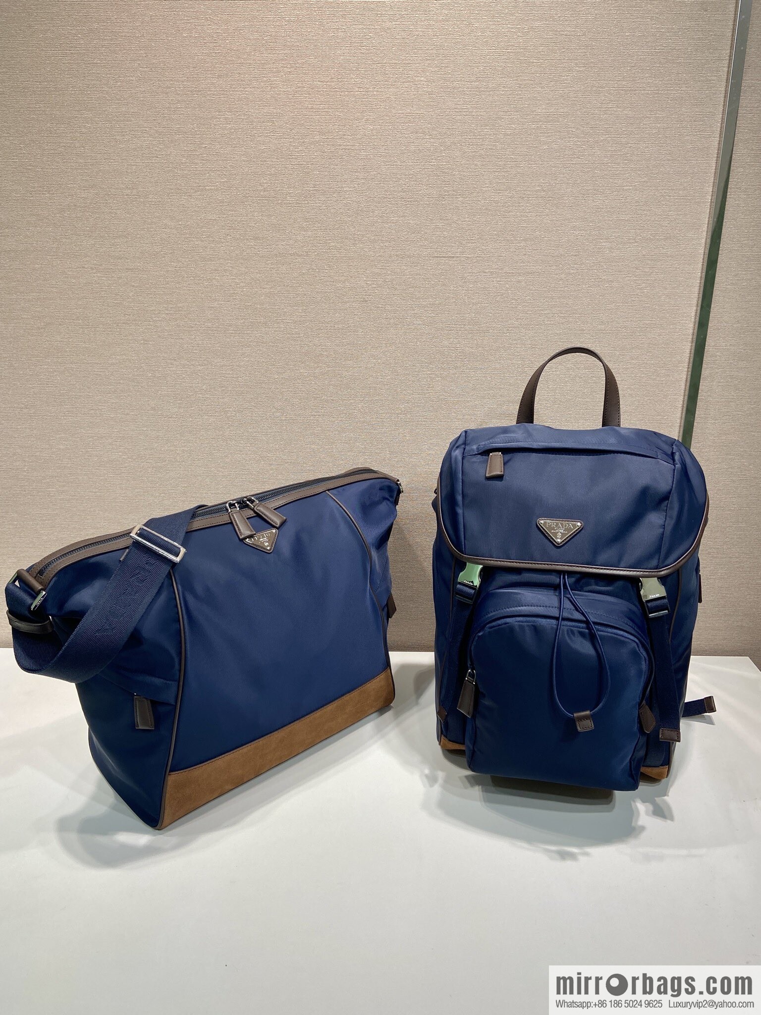PRADA 🎉 new mailman bag 🎉 2VH180 new 🎉🎉 blue