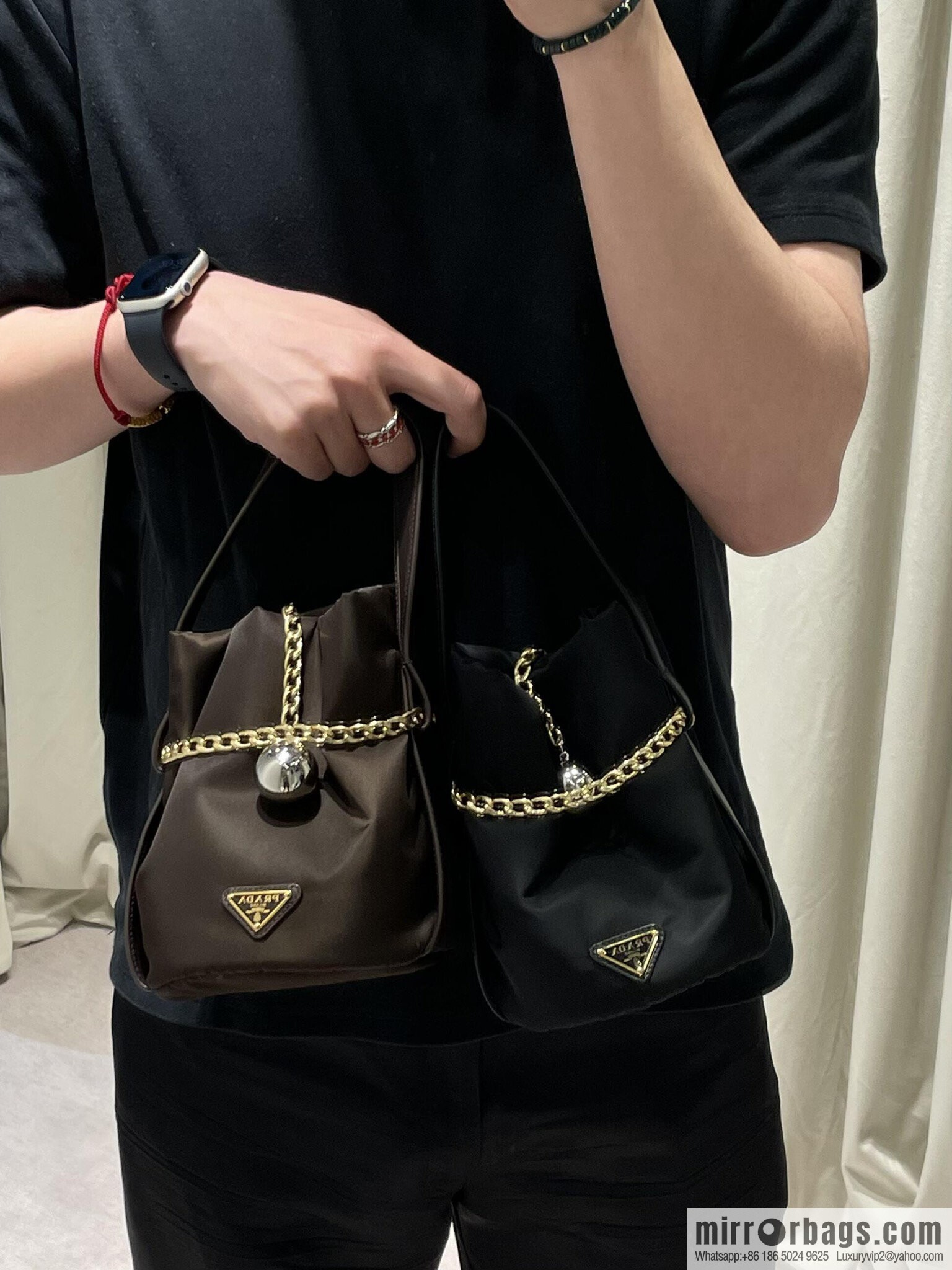 PRADA 🎉 new catwalk model 🎉 1BE088 rich small bucket 🎉🎉 coffee color