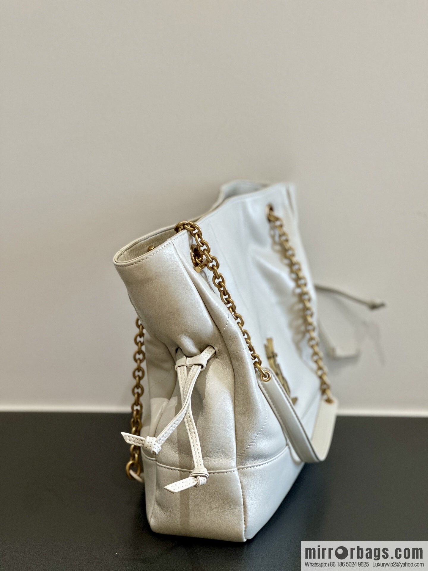 YSL 𝗝𝗮𝗺𝗶𝗲 𝟰.𝟯 small 𝗣𝗢𝗖𝗛𝗢𝗡_ lucky bag bucket bag 833948 white