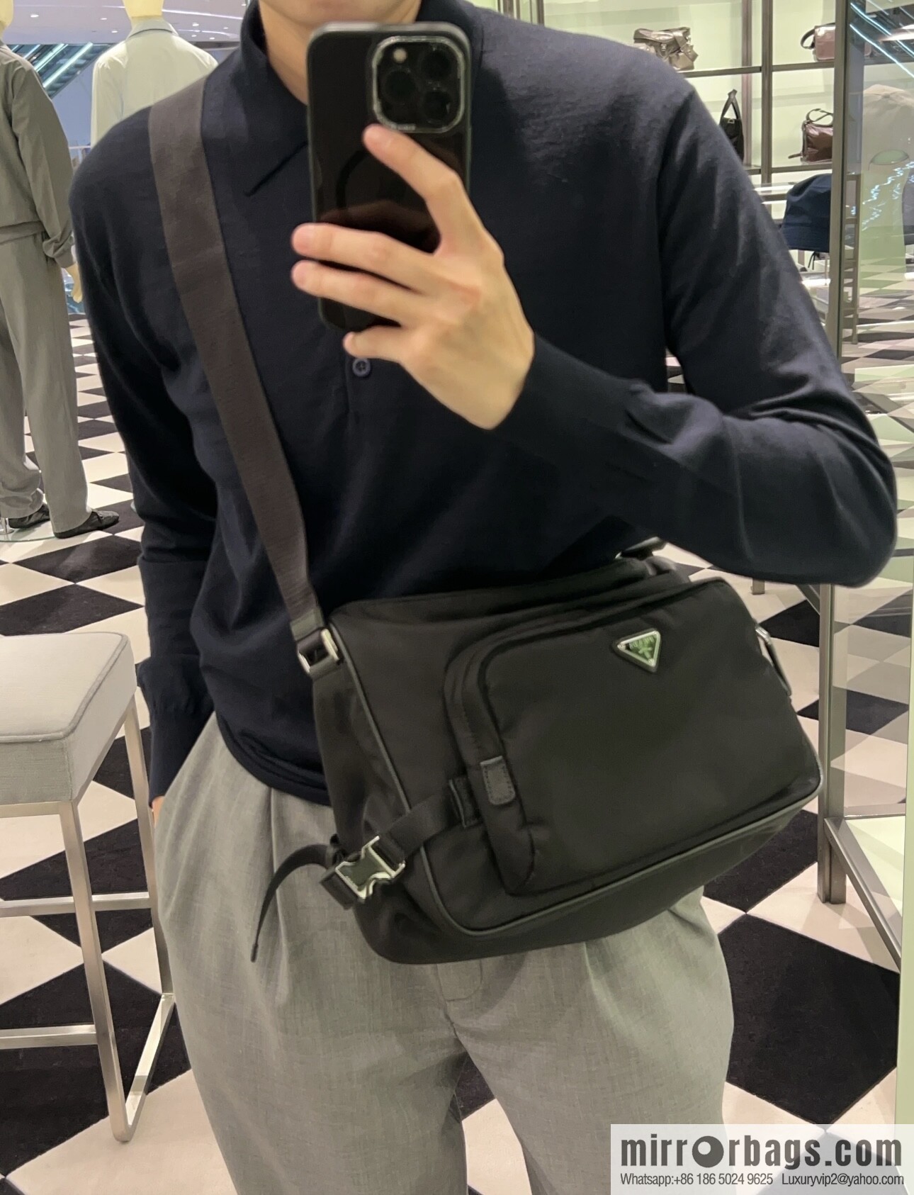 PRADA 🎉 new messenger bag 🎉🎉 2VH191 large🎉🎉