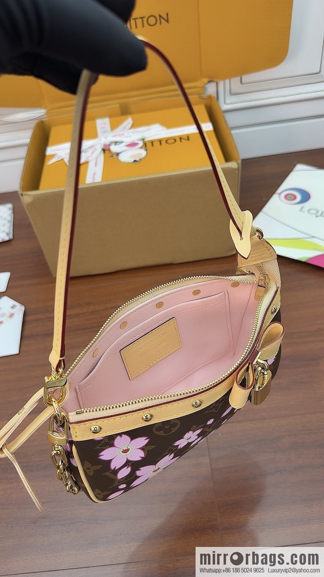 LV M13666 LV x TM Pochette Accessoires