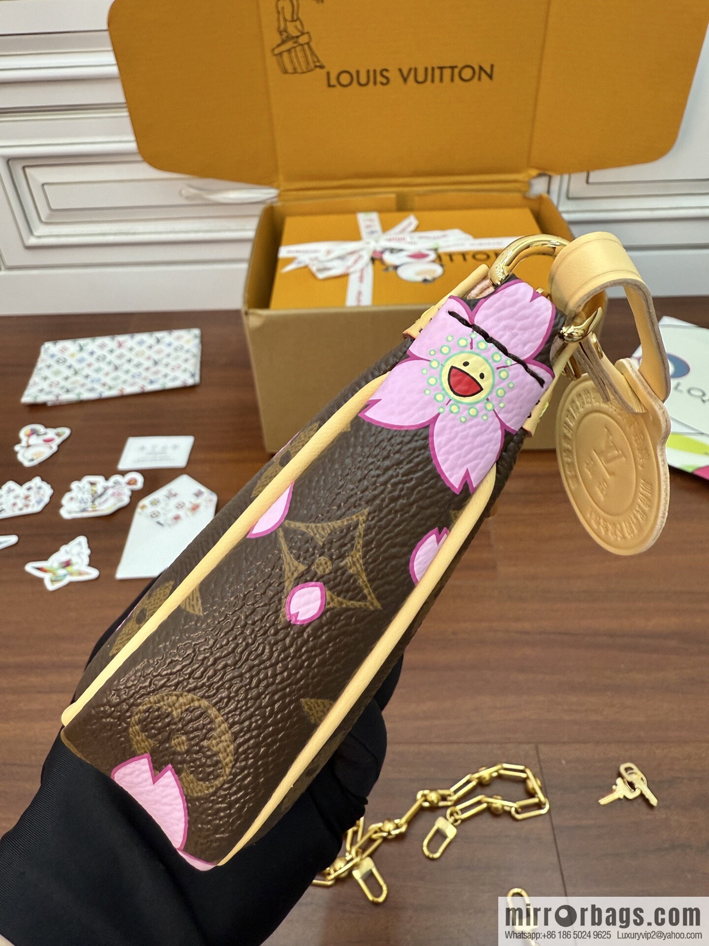 LV M13666 LV x TM Pochette Accessoires