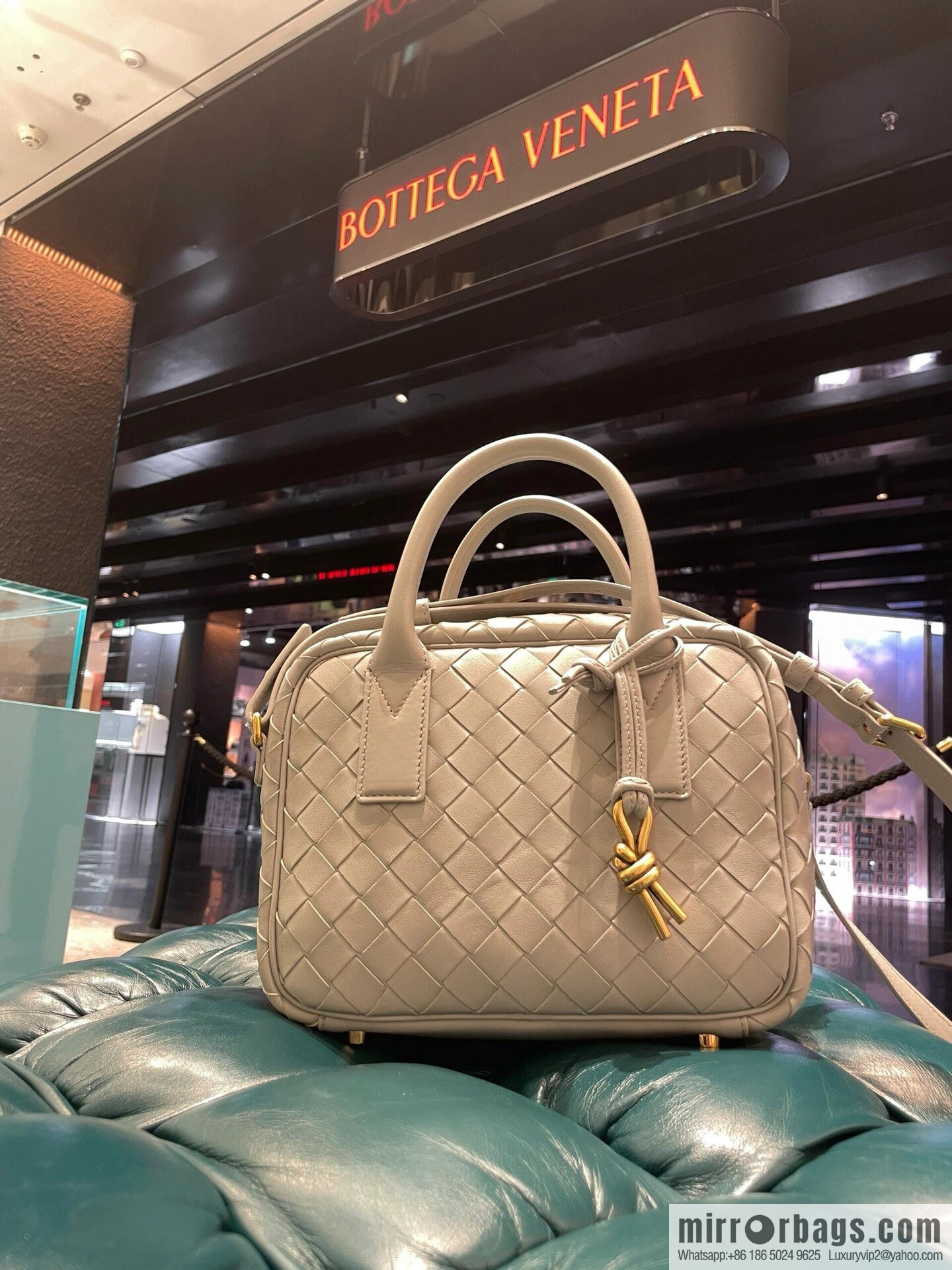 BV S Getaway Handbag 776736 Agate Grey