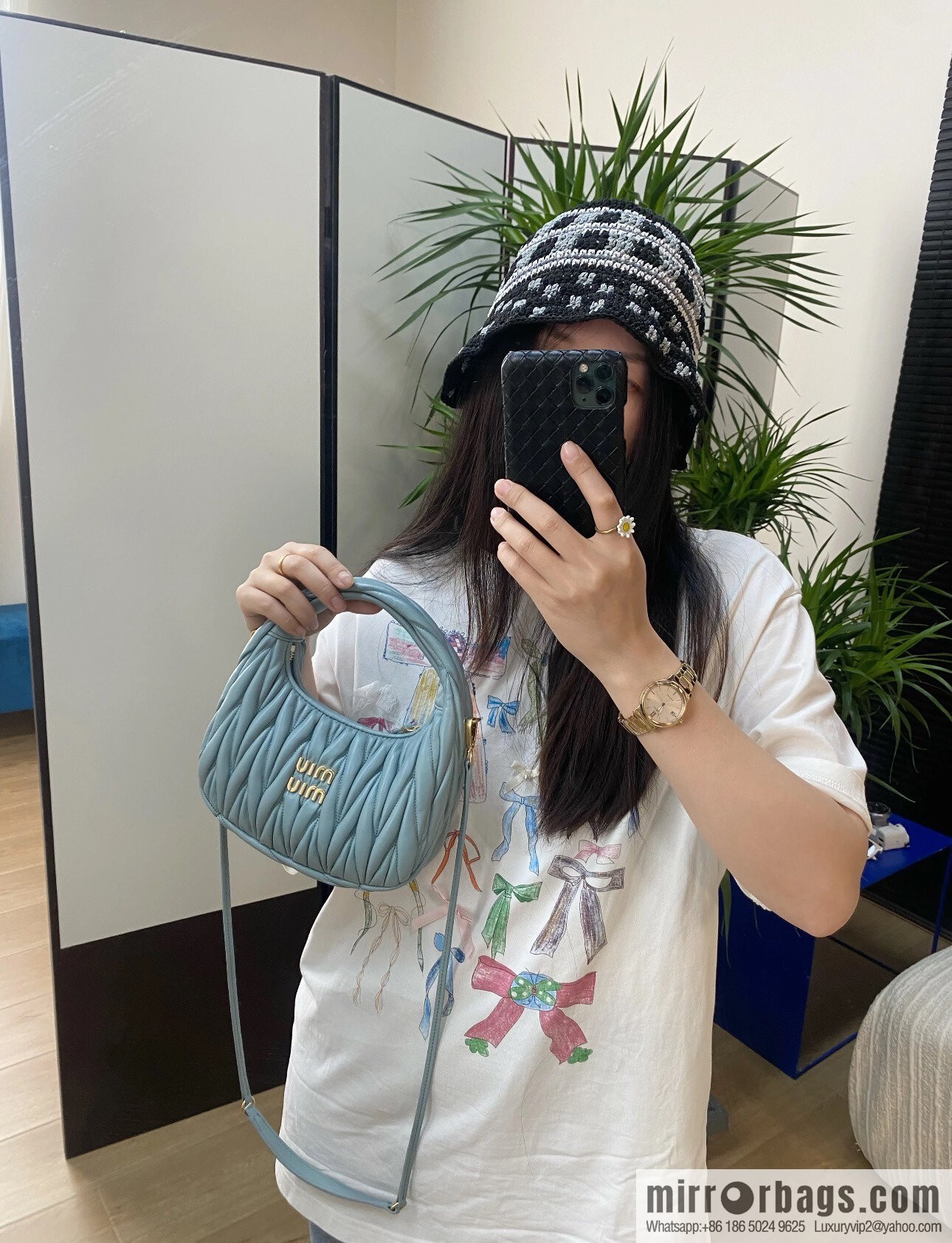 MIUMIU 𝐰𝐚𝐧𝐝𝐞𝐫 𝐡𝐨𝐛𝐨 handbag/messenger bag 5BB125 S 💕💕 haze blue