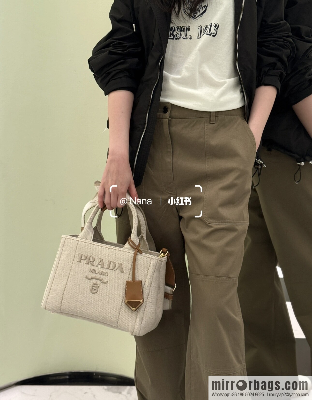 PRADA 🎉 new handbag 🎉 1BA038 neutral color🎉🎉
