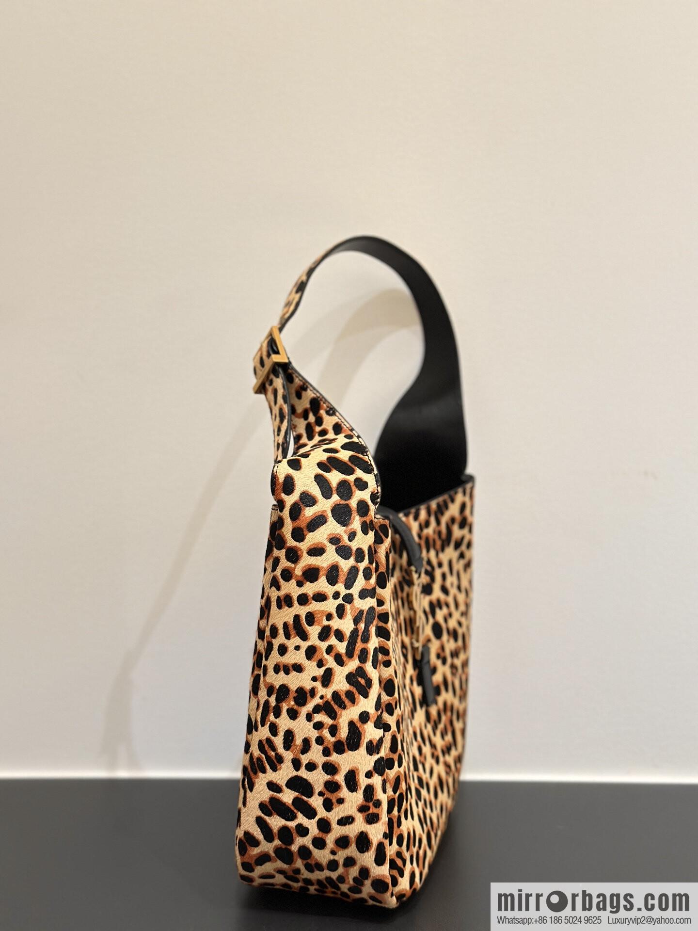 YSL 𝗛𝗢𝗕𝗢 ♡ leopard print, medieval underarm bag 713938