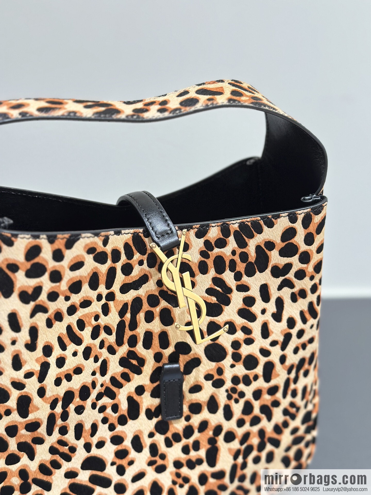 YSL 𝗛𝗢𝗕𝗢 ♡ leopard print, medieval underarm bag 713938