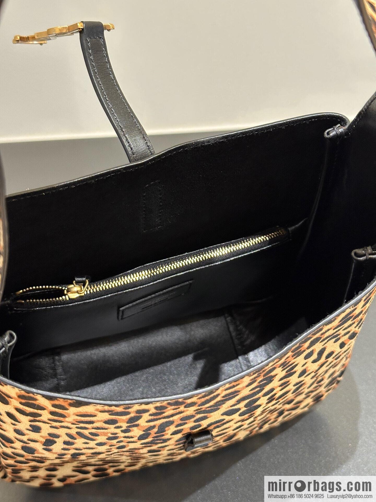 YSL 𝗛𝗢𝗕𝗢 ♡ leopard print, medieval underarm bag 713938