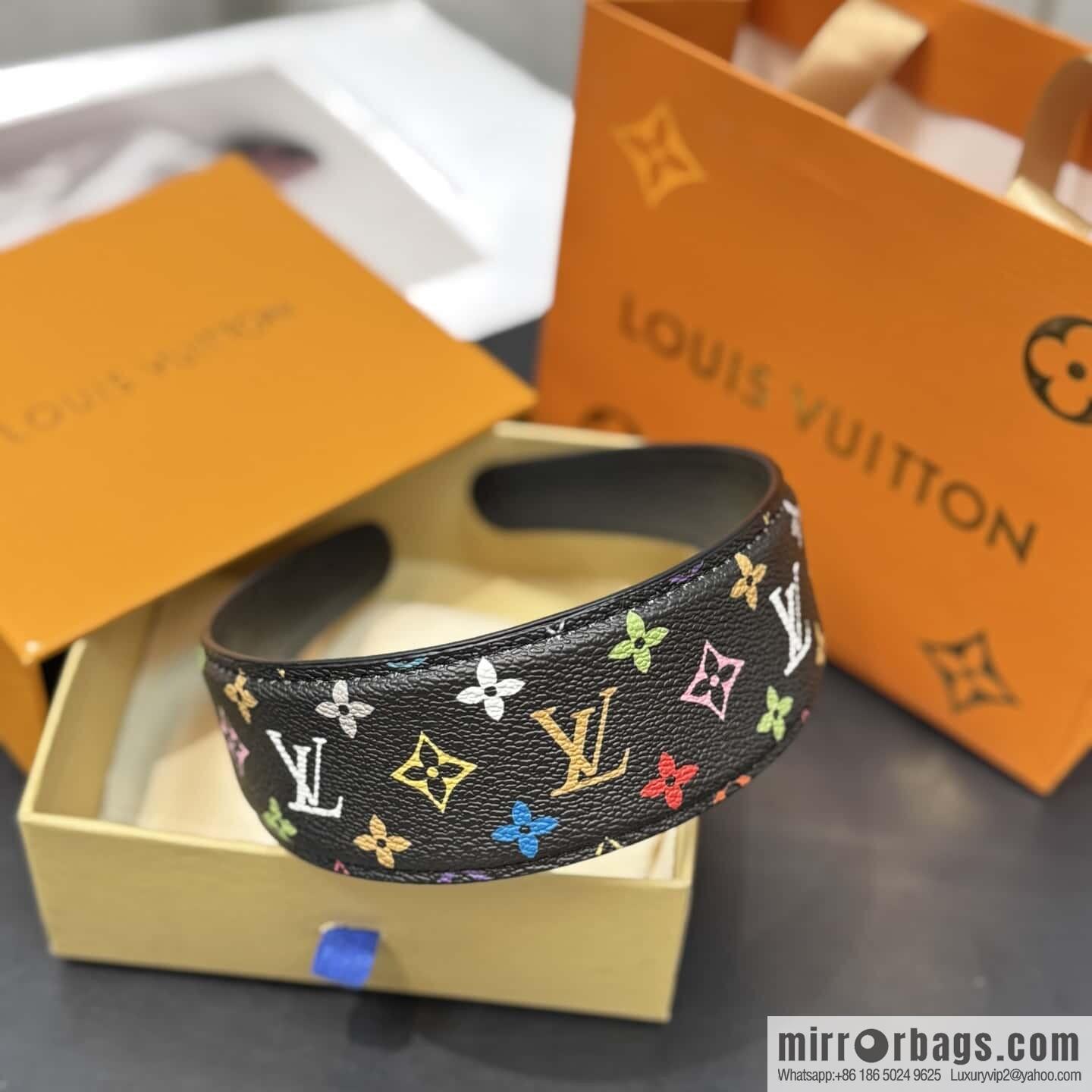 ❗️New ❗️ ☀️ New ☑️ LV Louis Vuitton headband ☀️