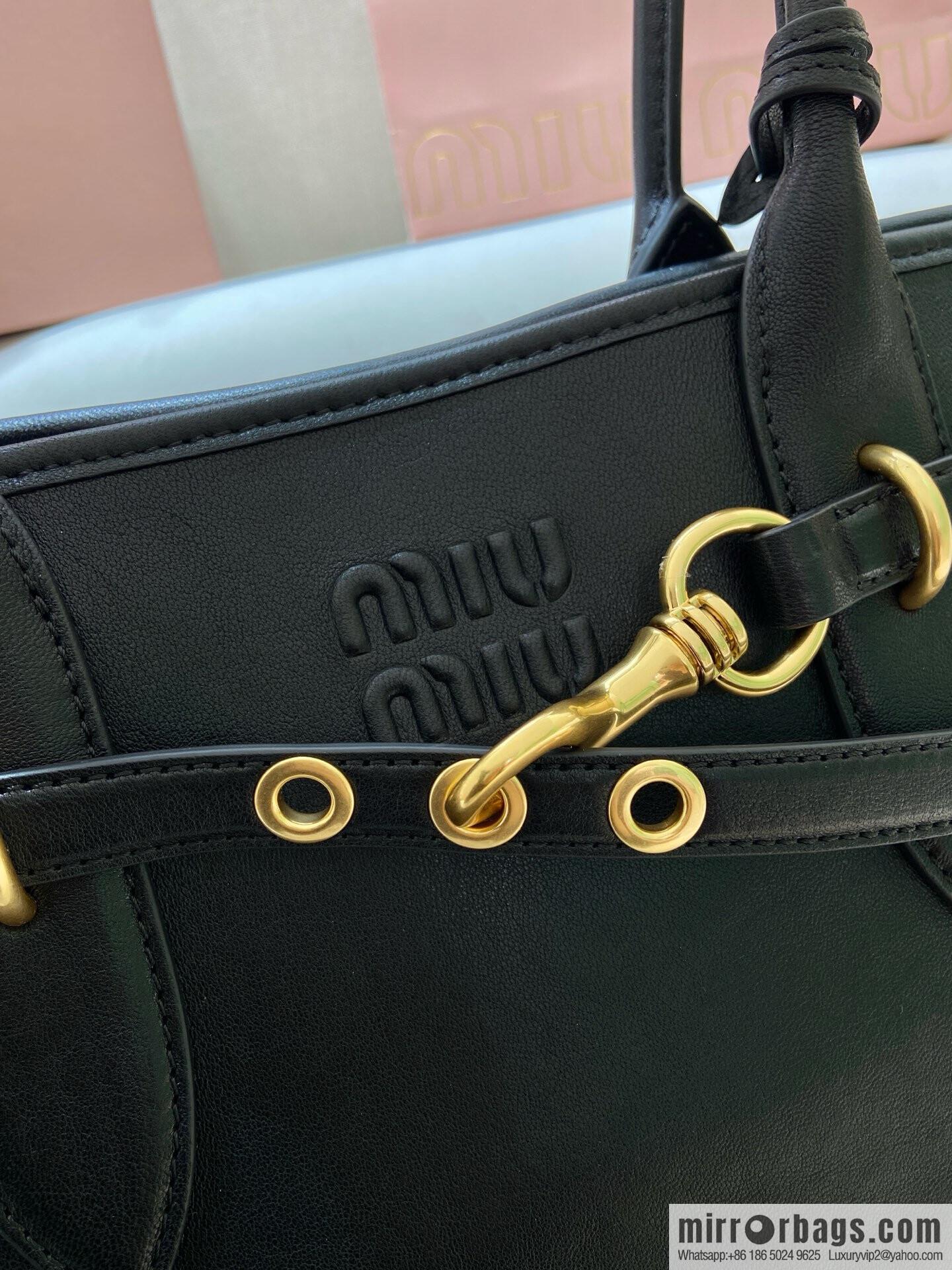 MIUMIU Aventure handbag 💕 new 💕 5BG310 💕💕 black