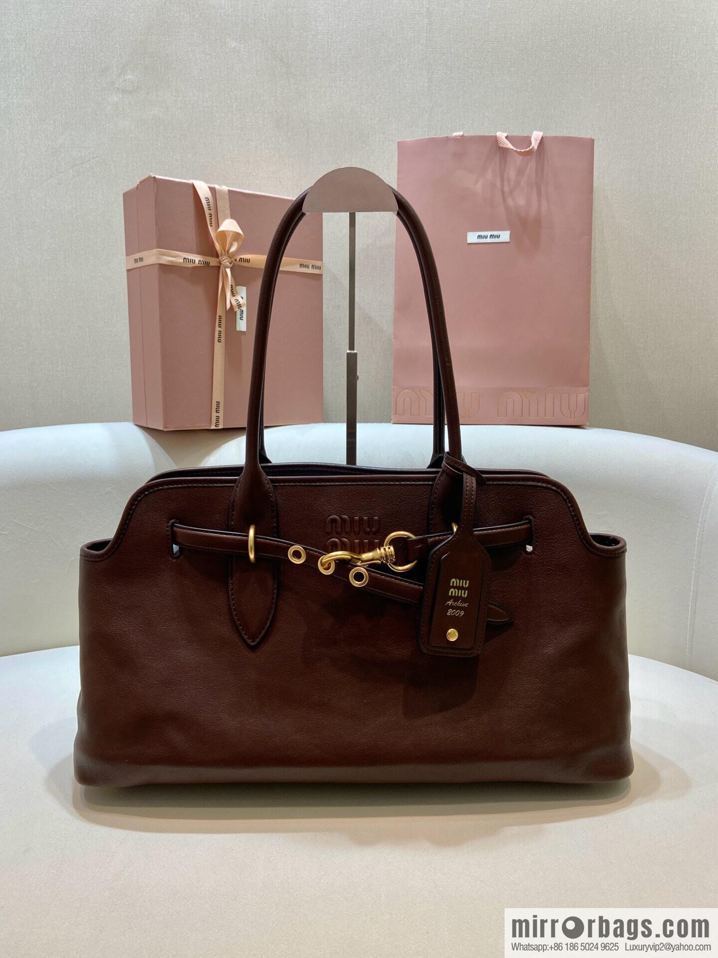 MIUMIU Aventure handbag 💕 new 💕 5BG310 💕💕 coffee color