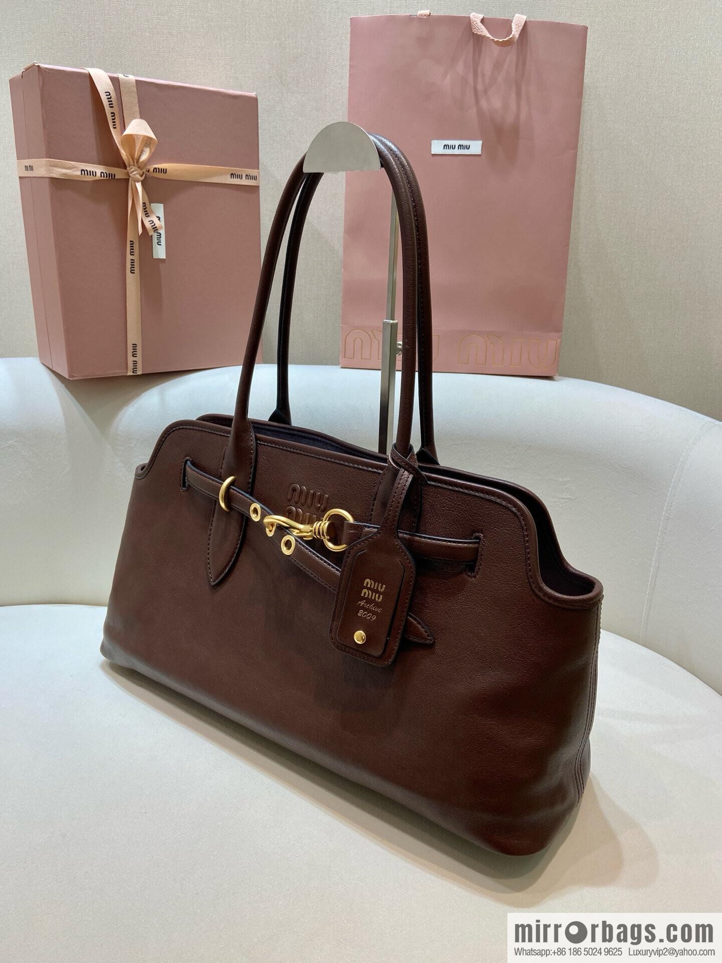 MIUMIU Aventure handbag 💕 new 💕 5BG310 💕💕 coffee color