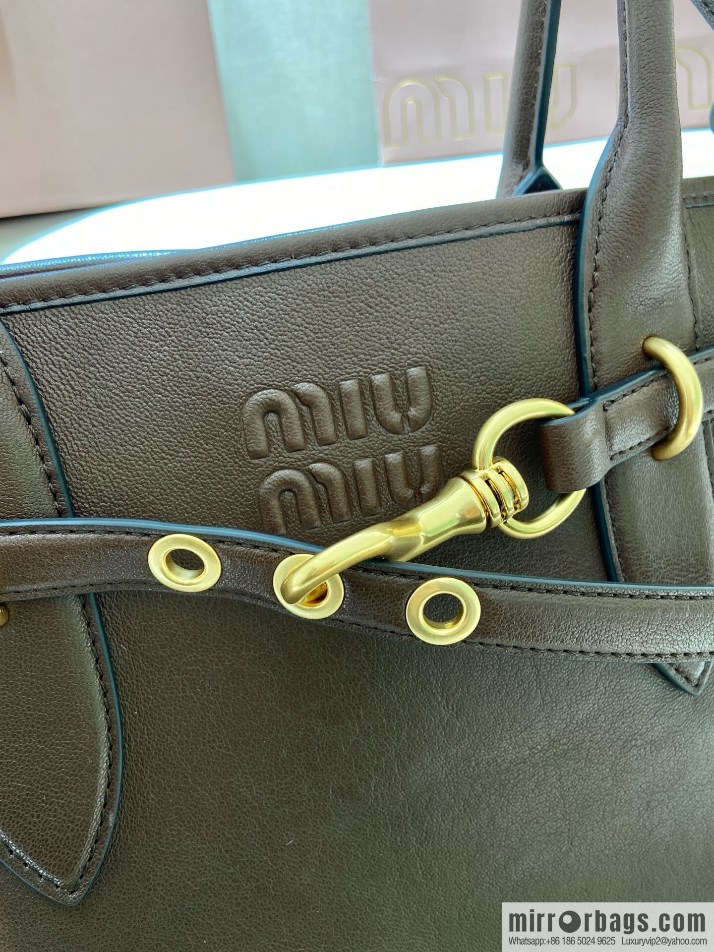MIUMIU Aventure handbag 💕 new 💕 5BG310 💕💕 coffee color