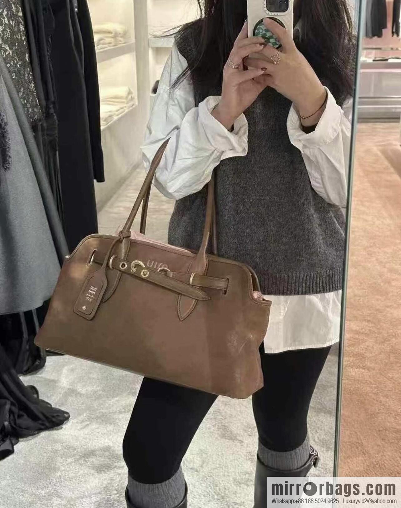 MIUMIU Aventure handbag 💕 new 💕 5BG310 💕💕 caramel color
