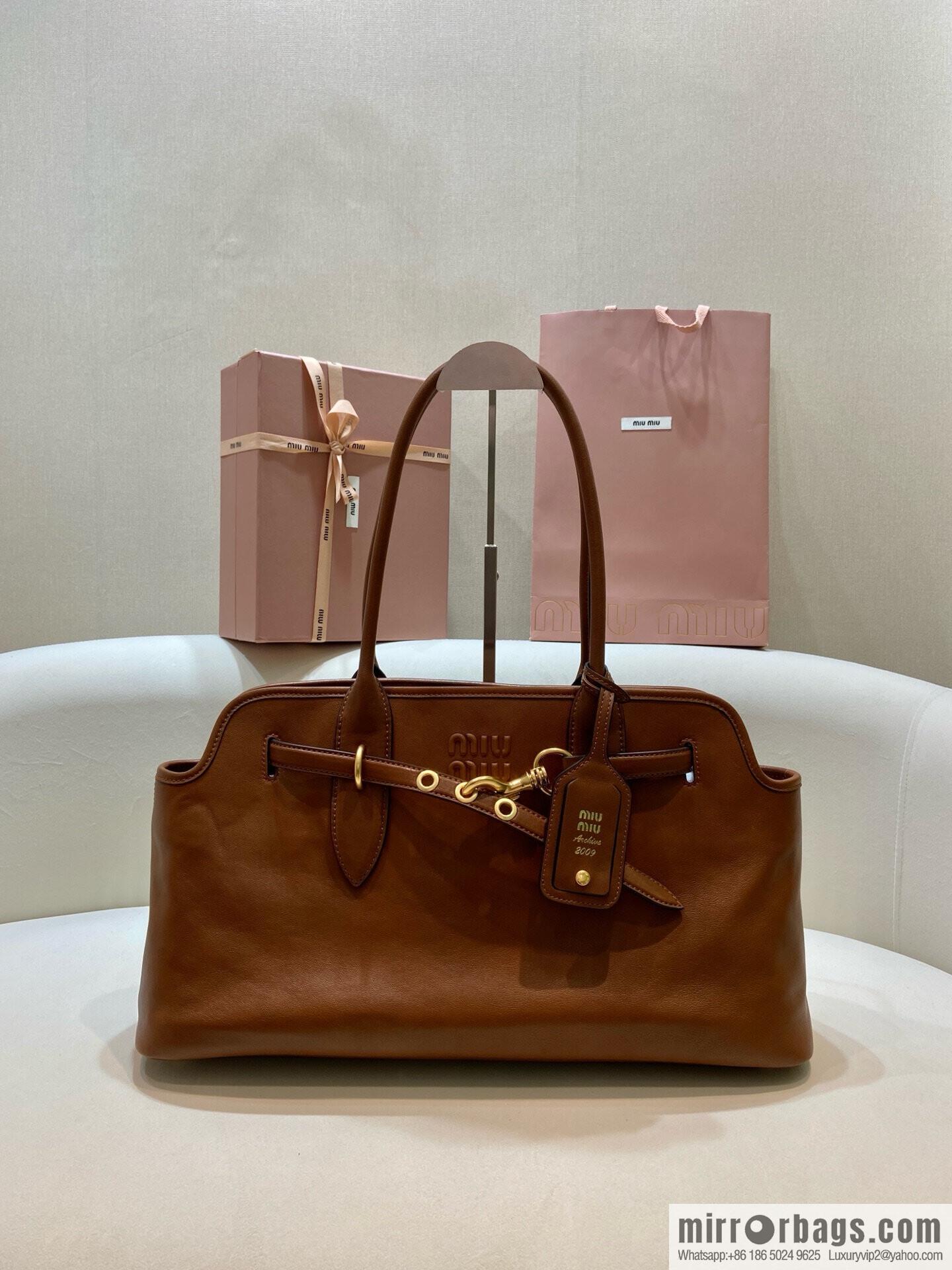 MIUMIU Aventure handbag 💕 new 💕 5BG310 💕💕 caramel color