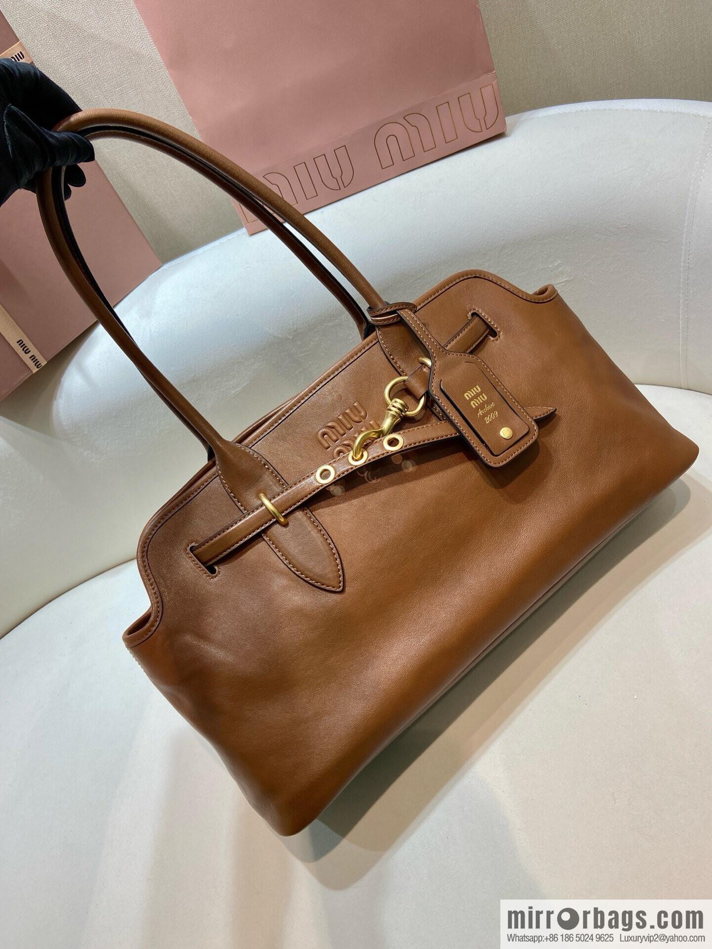 MIUMIU Aventure handbag 💕 new 💕 5BG310 💕💕 caramel color