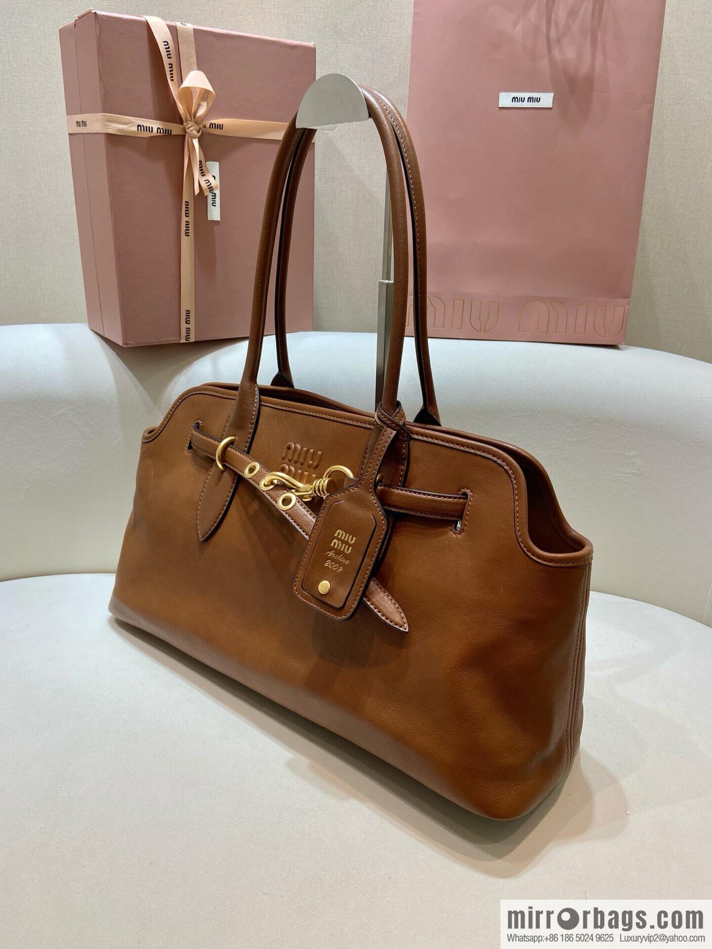 MIUMIU Aventure handbag 💕 new 💕 5BG310 💕💕 caramel color