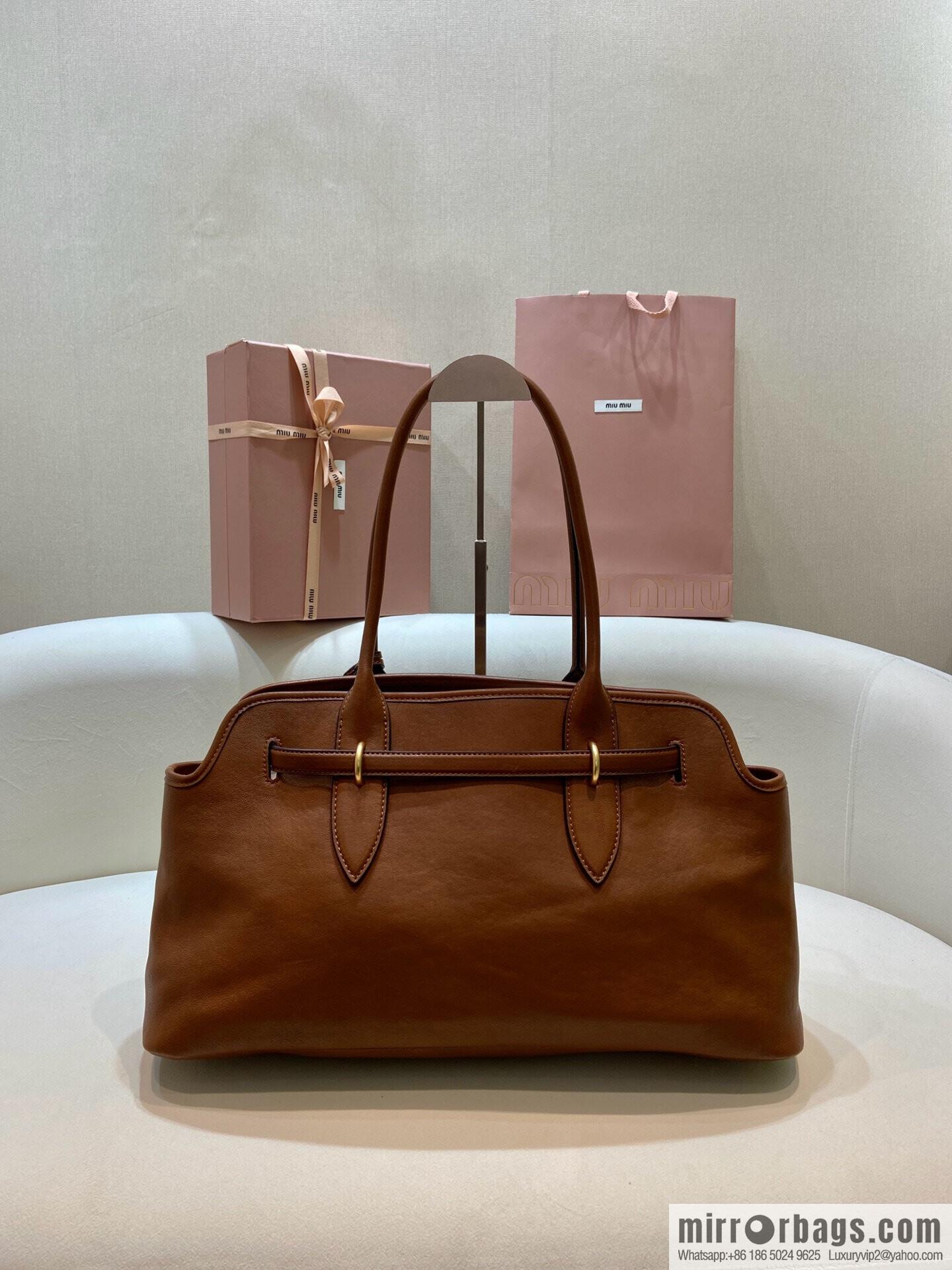 MIUMIU Aventure handbag 💕 new 💕 5BG310 💕💕 caramel color