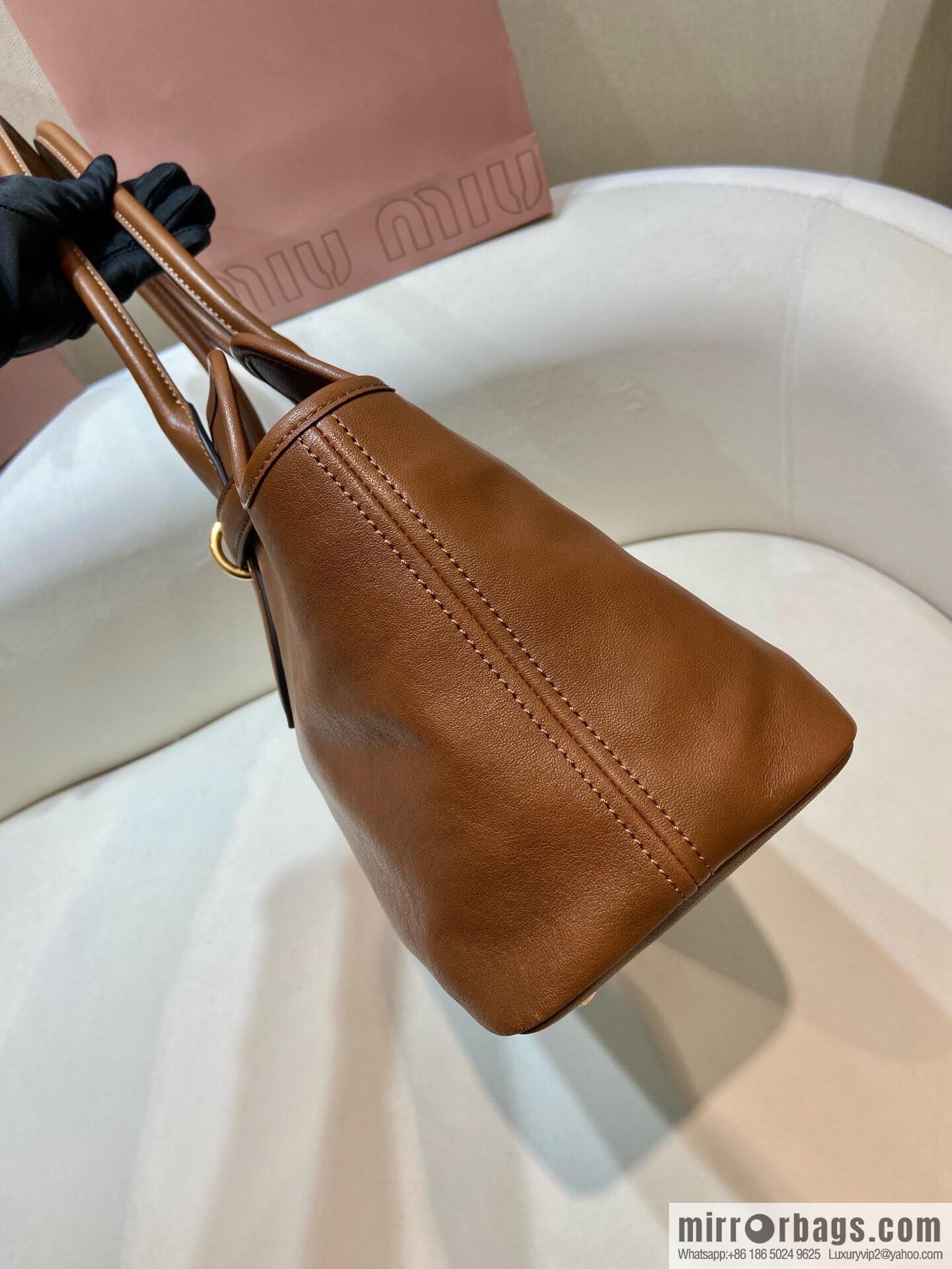 MIUMIU Aventure handbag 💕 new 💕 5BG310 💕💕 caramel color