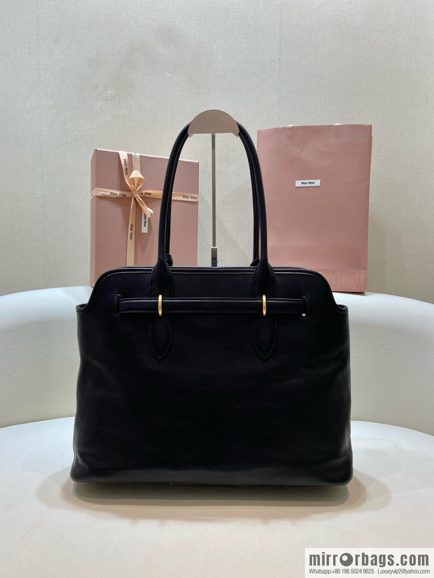 MIUMIU Aventure handbag 💕 new 💕 5BG291 💕💕 black